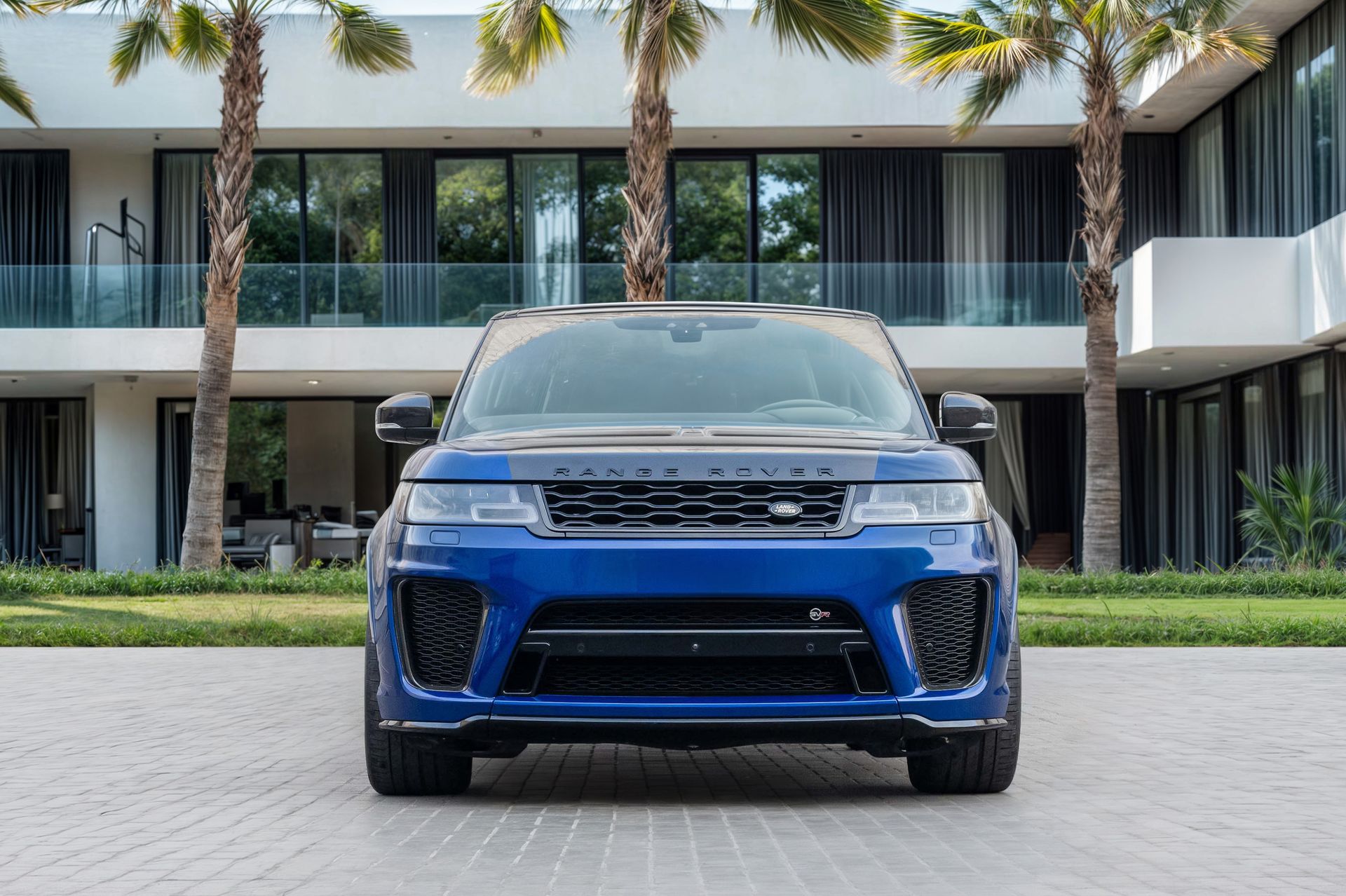 2020 Land Rover Range Rover Sport SVR photo 4