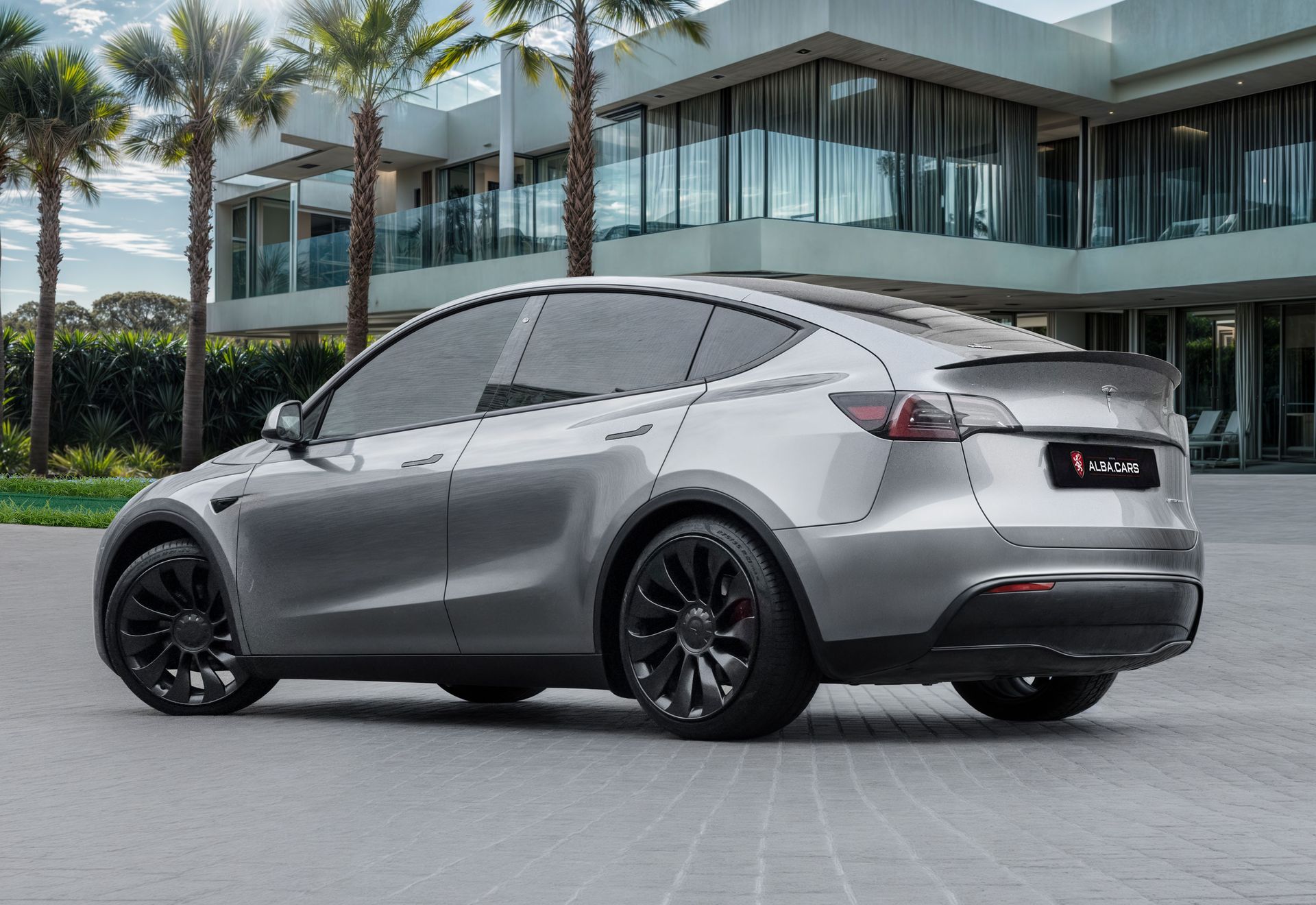 2024 Tesla Model Y photo 3