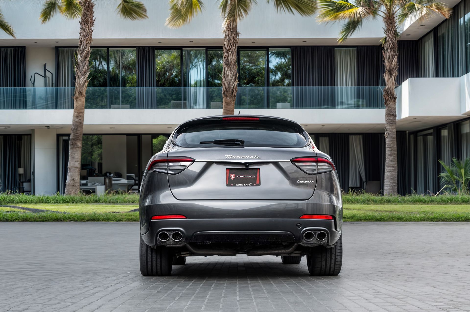 2022 Maserati Levante photo 5