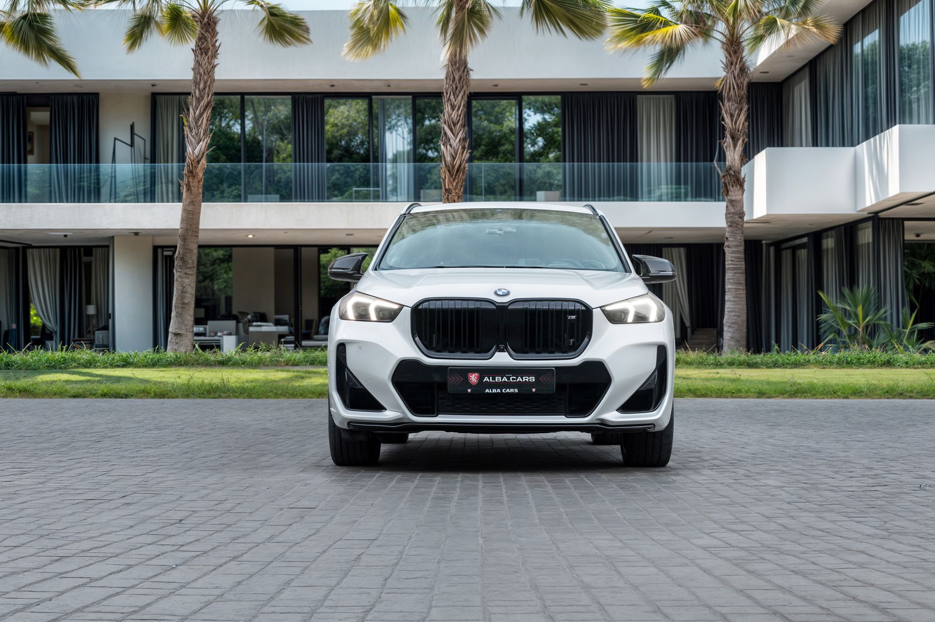 2024 BMW X1 photo 4
