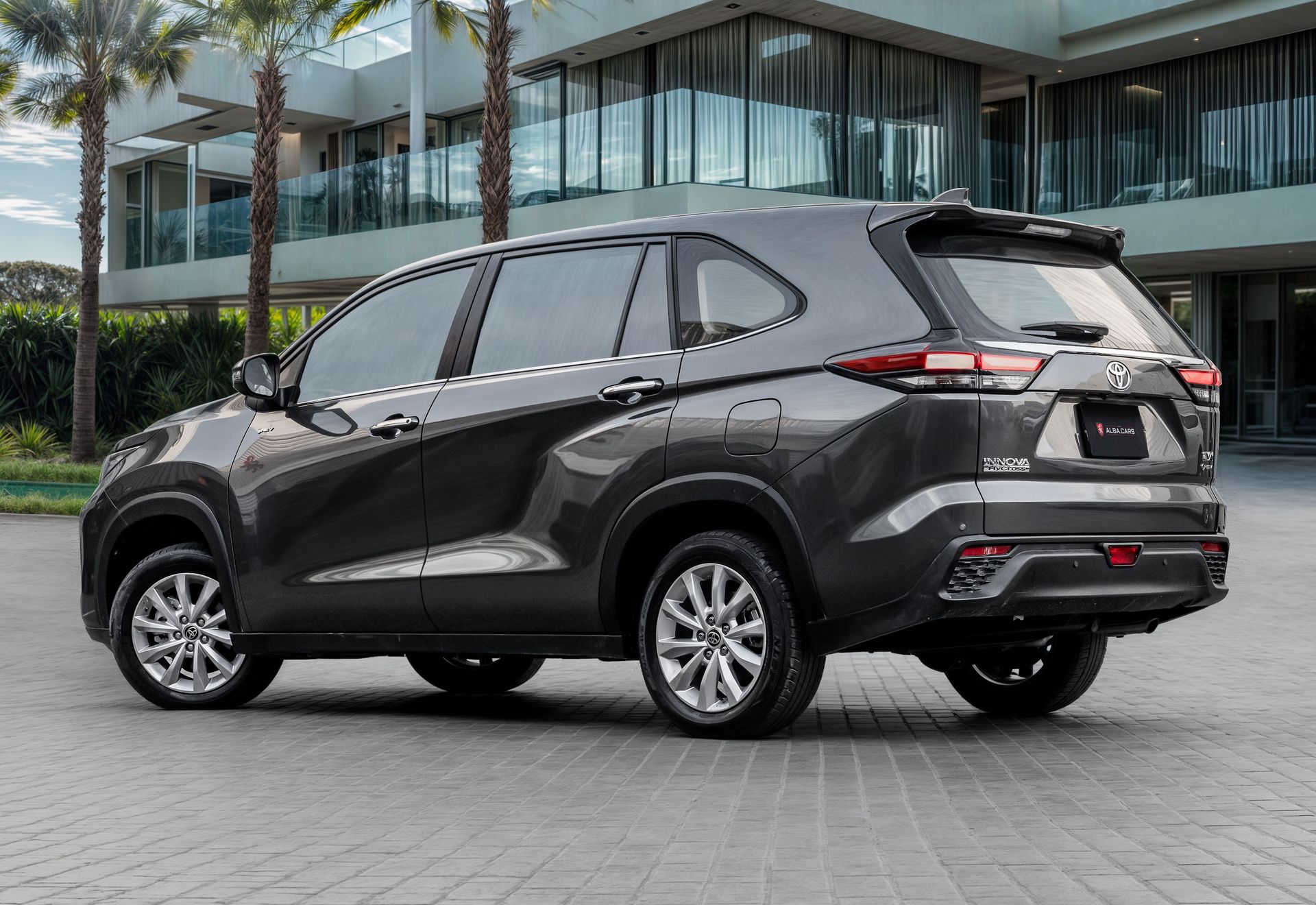 2026 Toyota Innova photo 3