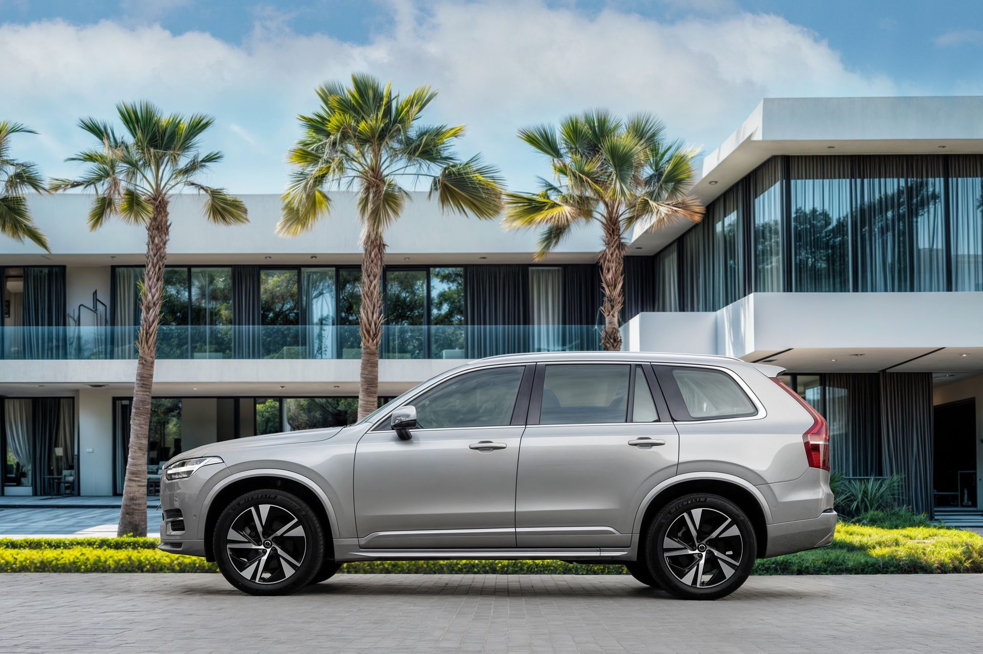 2024 Volvo XC90 photo 2