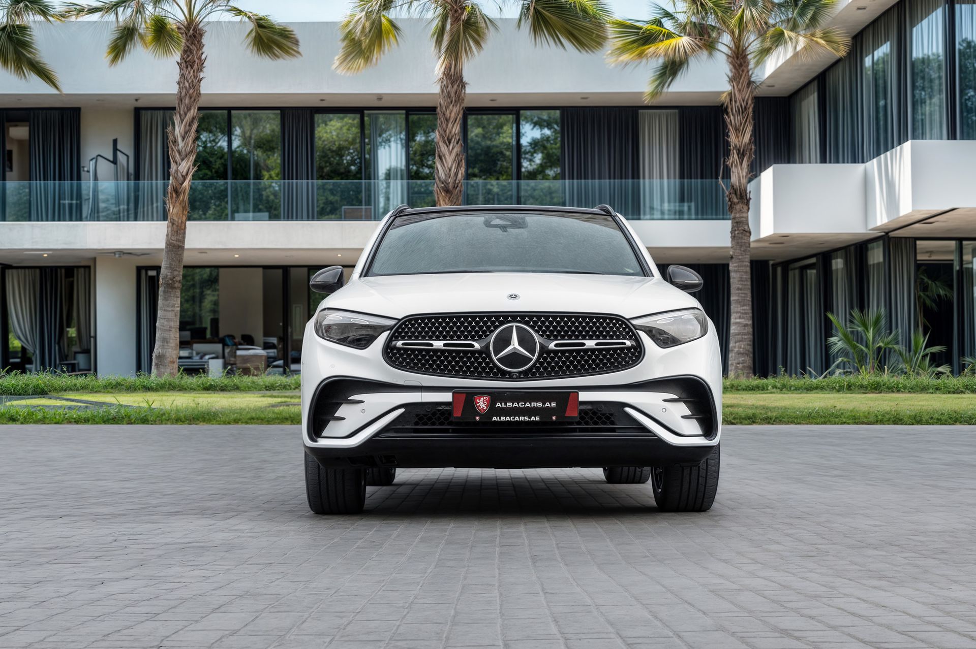 2024 Mercedes-Benz GLC photo 4