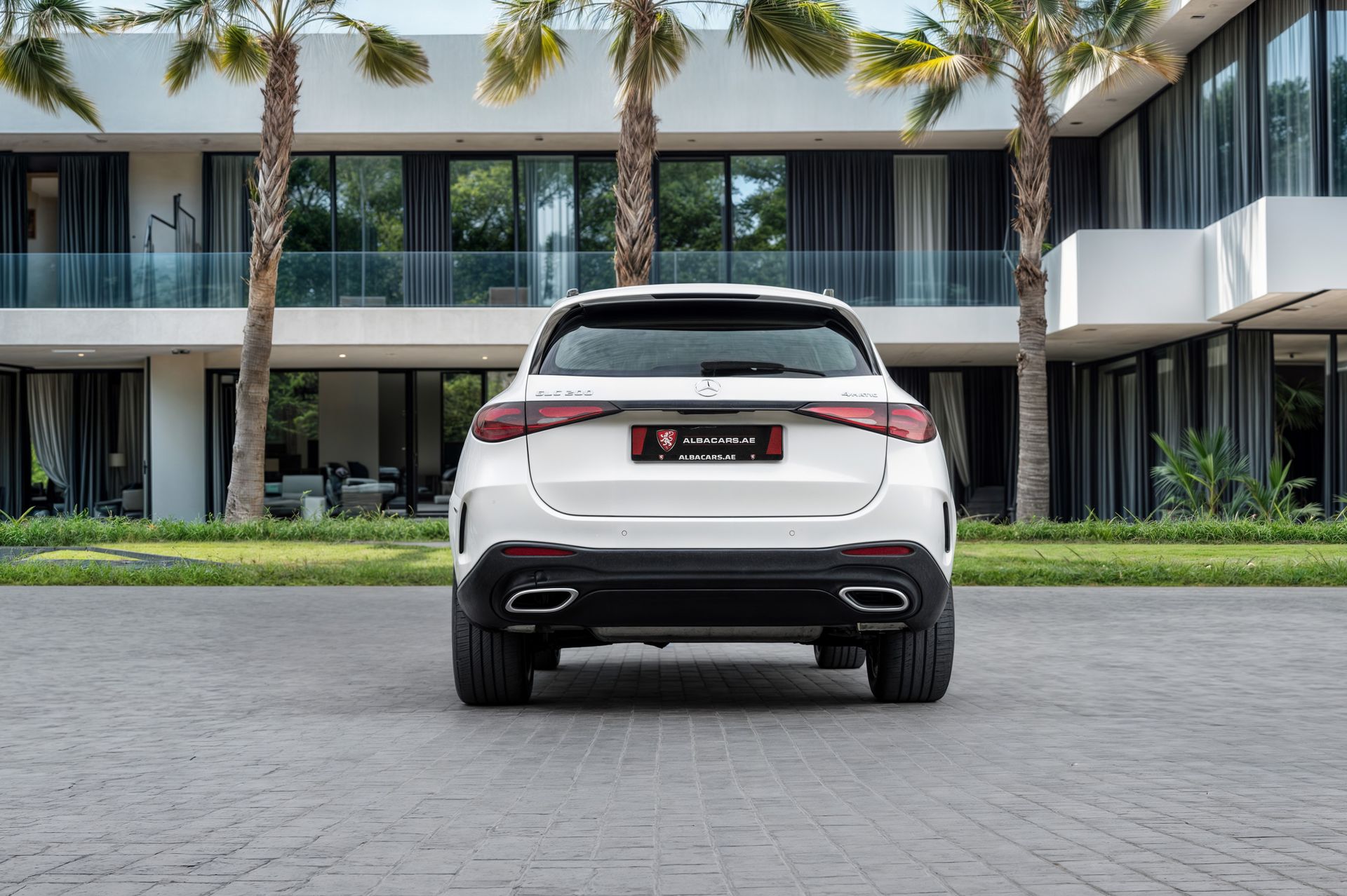 2024 Mercedes-Benz GLC photo 5