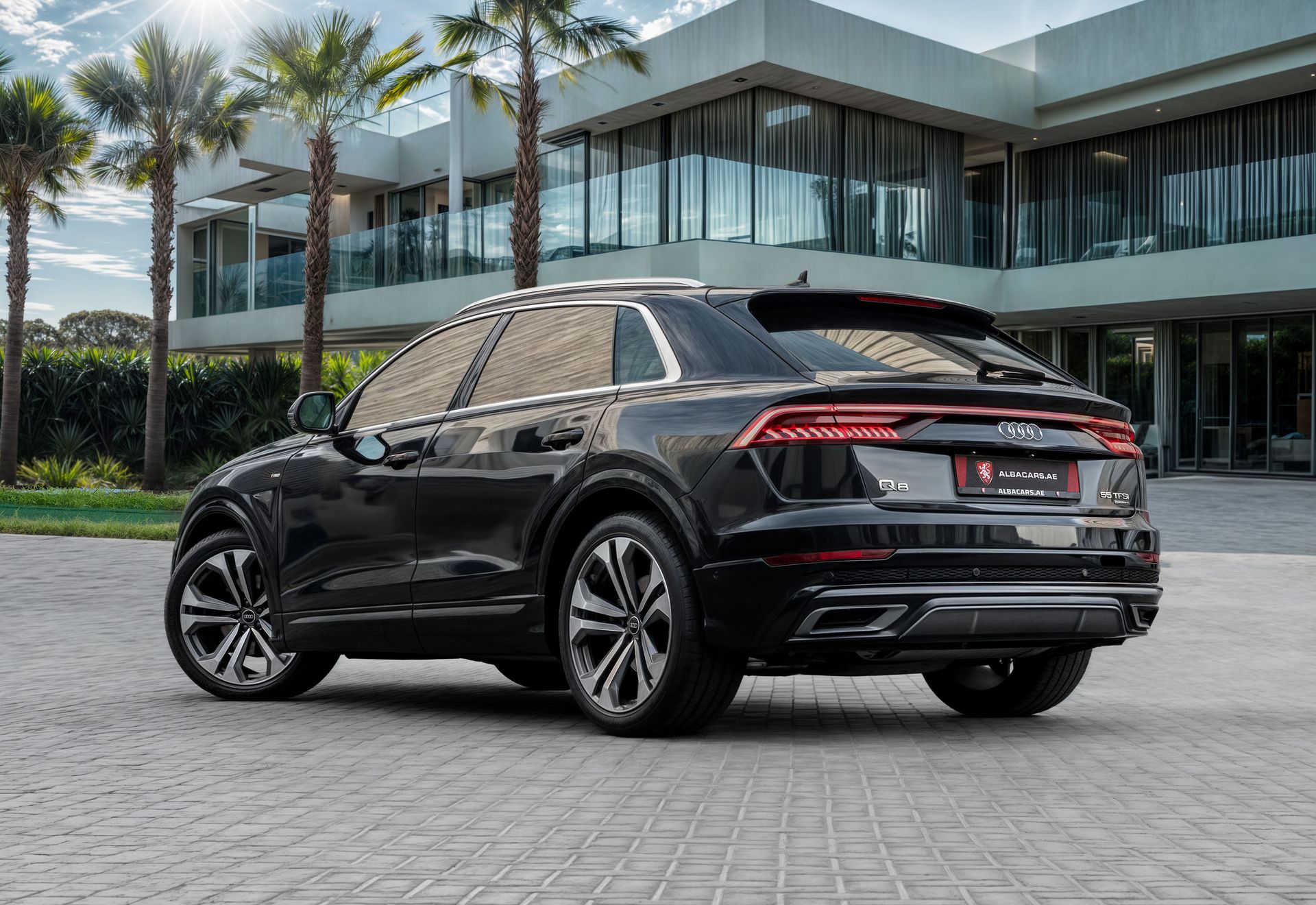 2023 Audi Q8 photo 3
