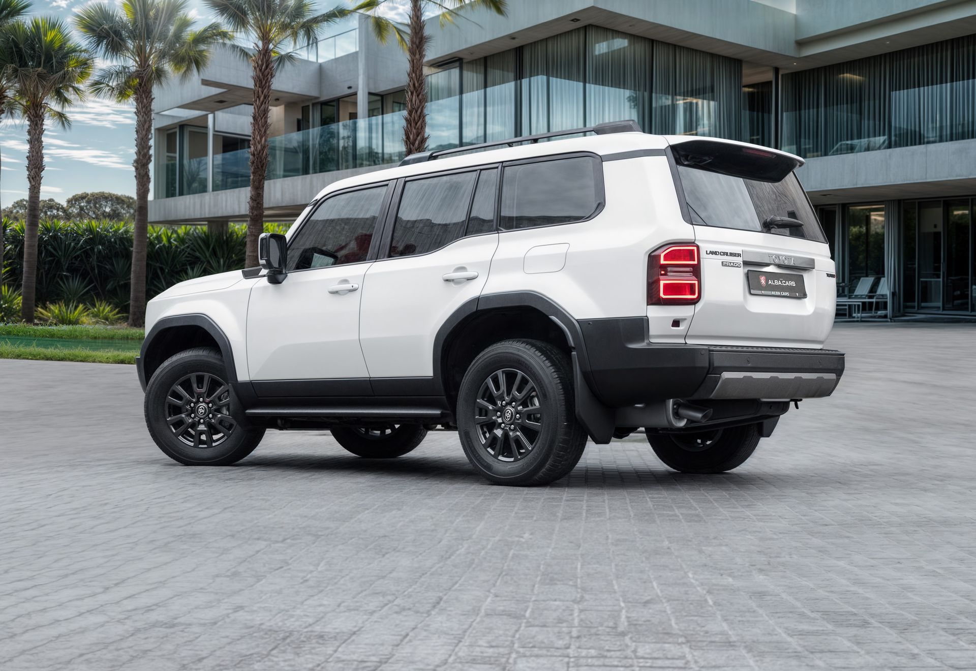 2025 Toyota Prado photo 3