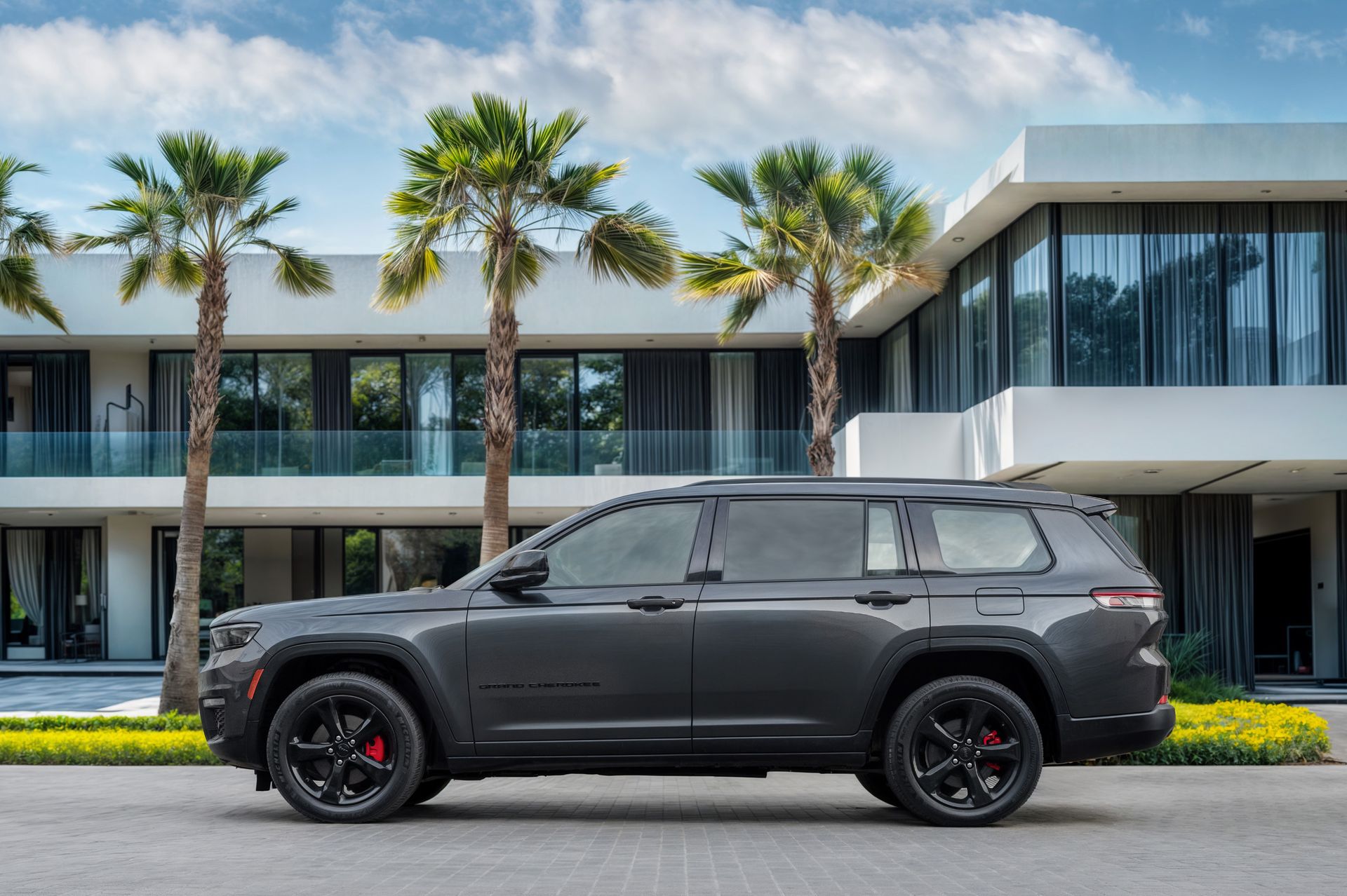 2022 Jeep Grand Cherokee photo 2