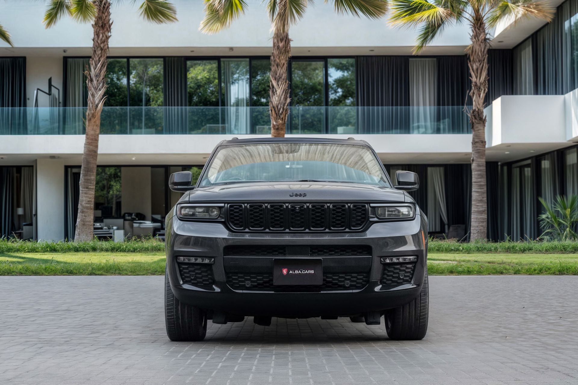 2022 Jeep Grand Cherokee photo 4