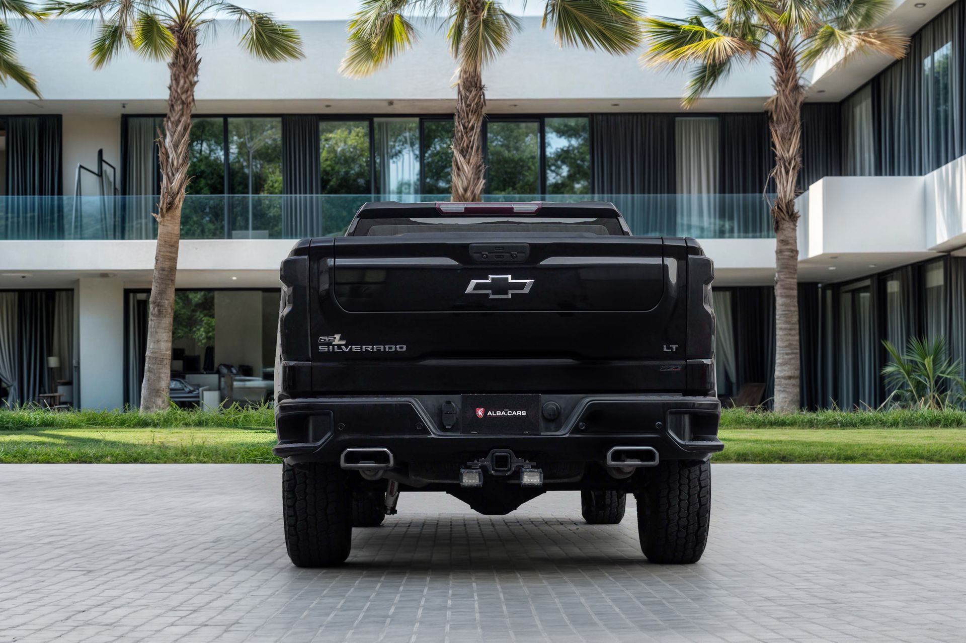 2022 Chevrolet Silverado photo 5