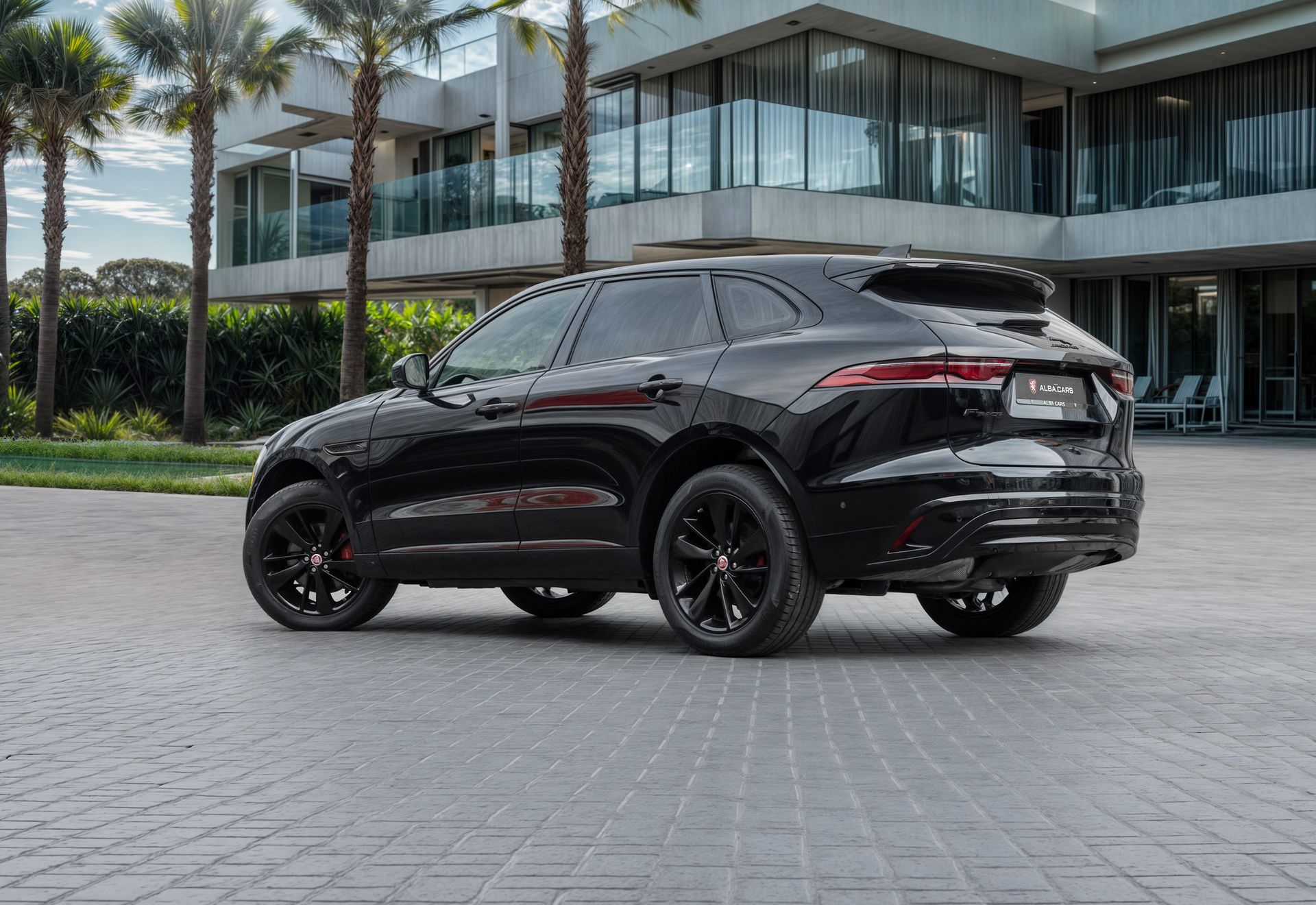 2021 Jaguar F-Pace photo 3