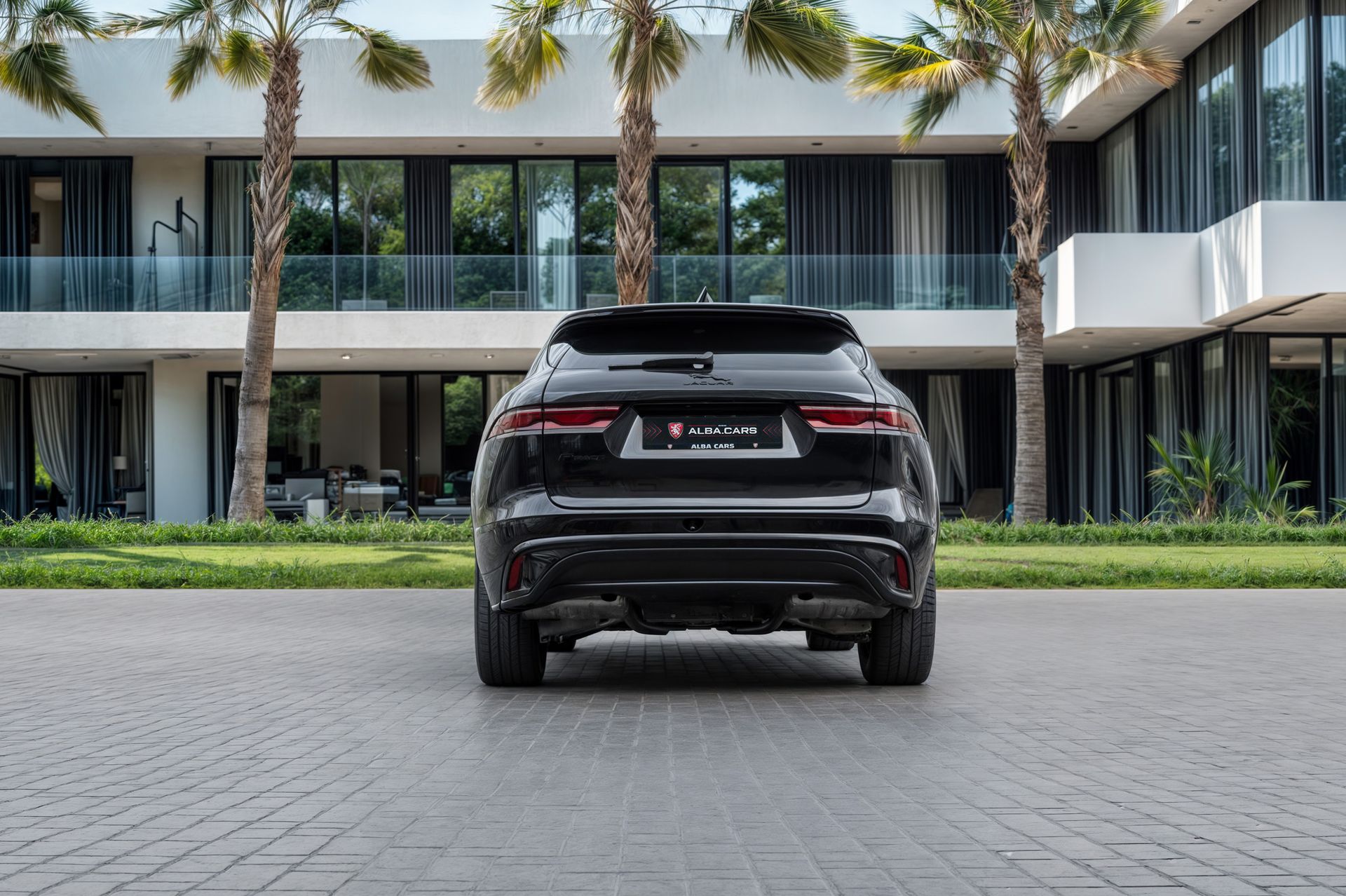2021 Jaguar F-Pace photo 5