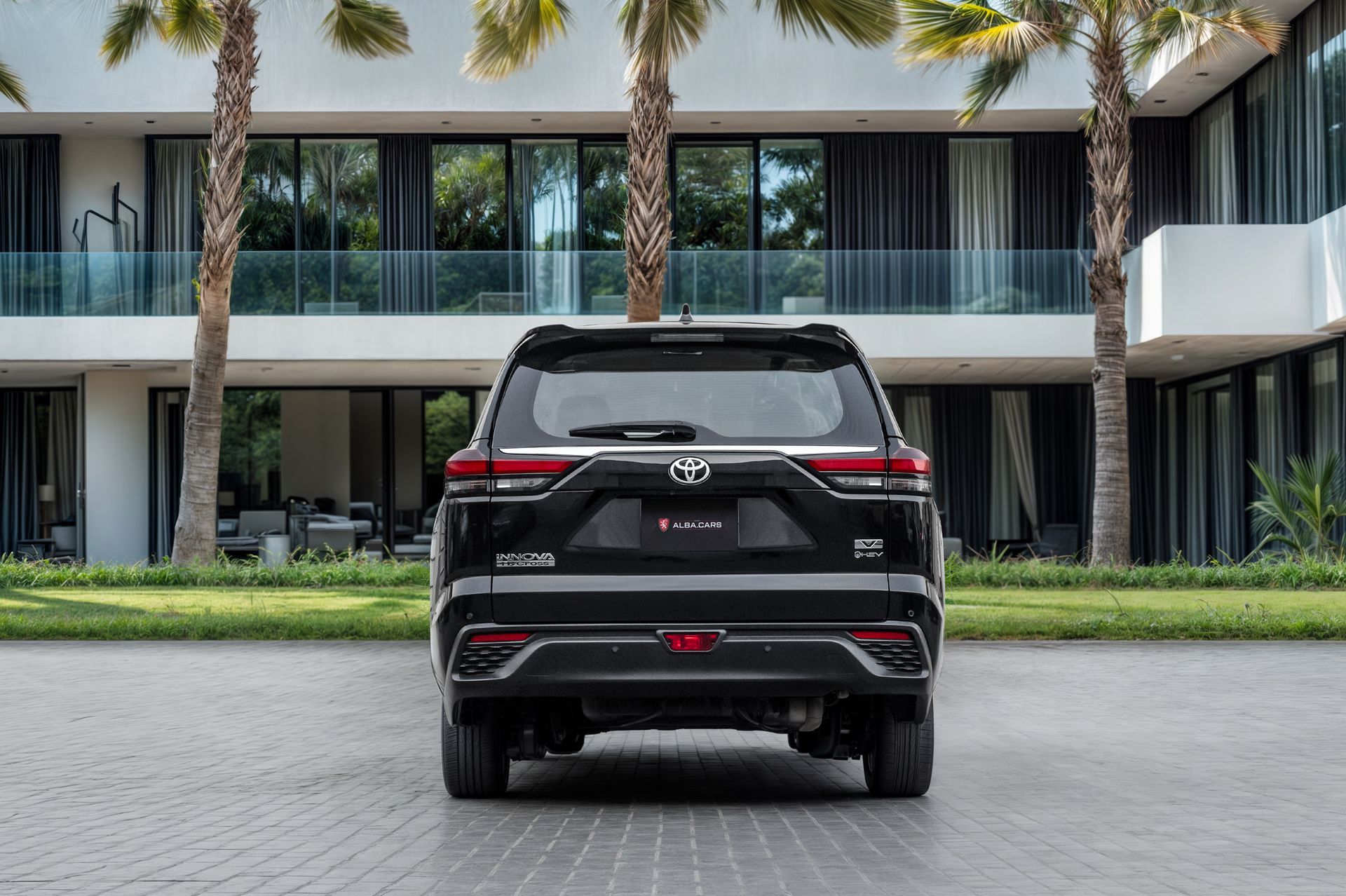 2026 Toyota Innova photo 3