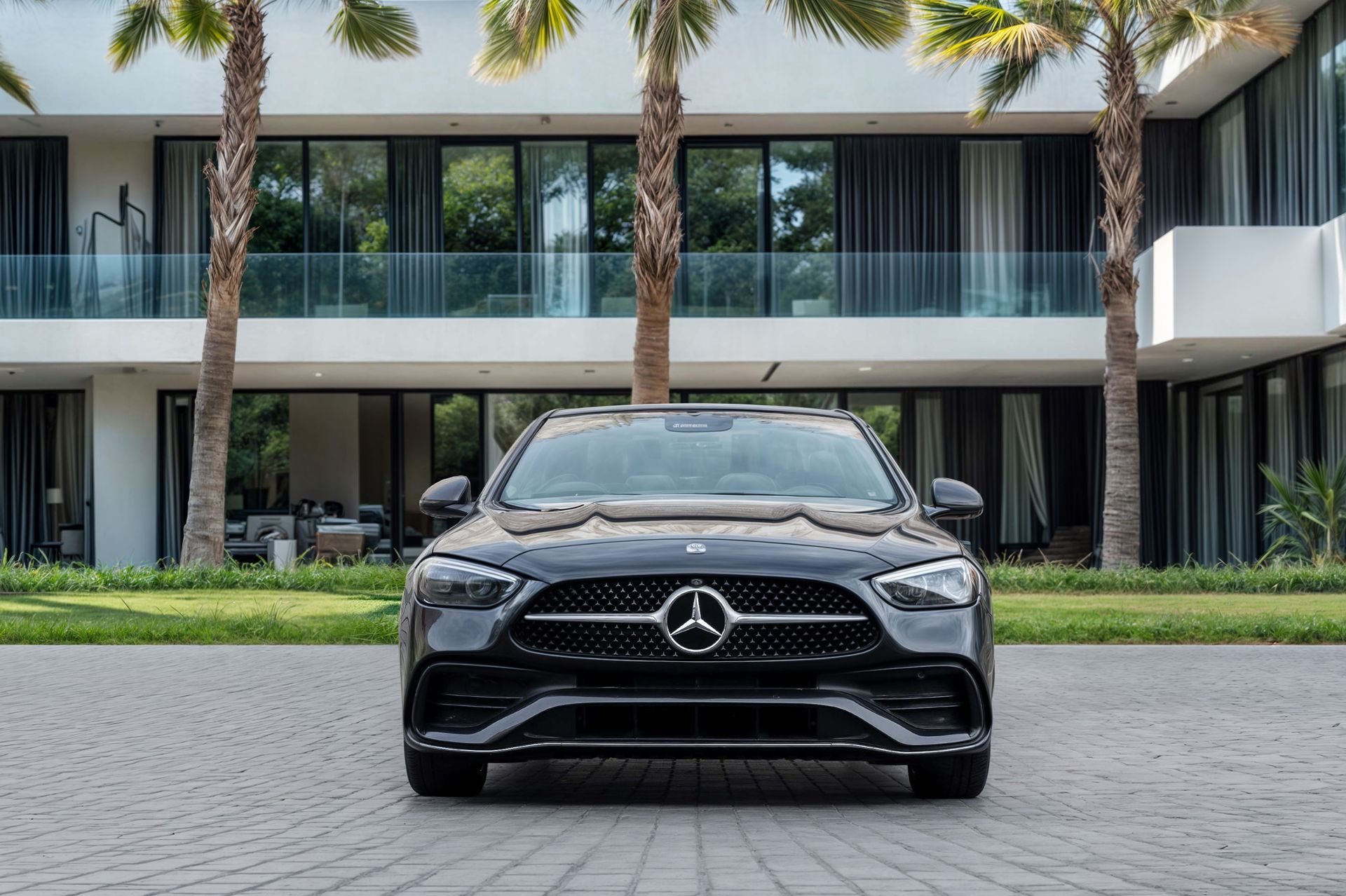2025 Mercedes-Benz C-Class photo 4