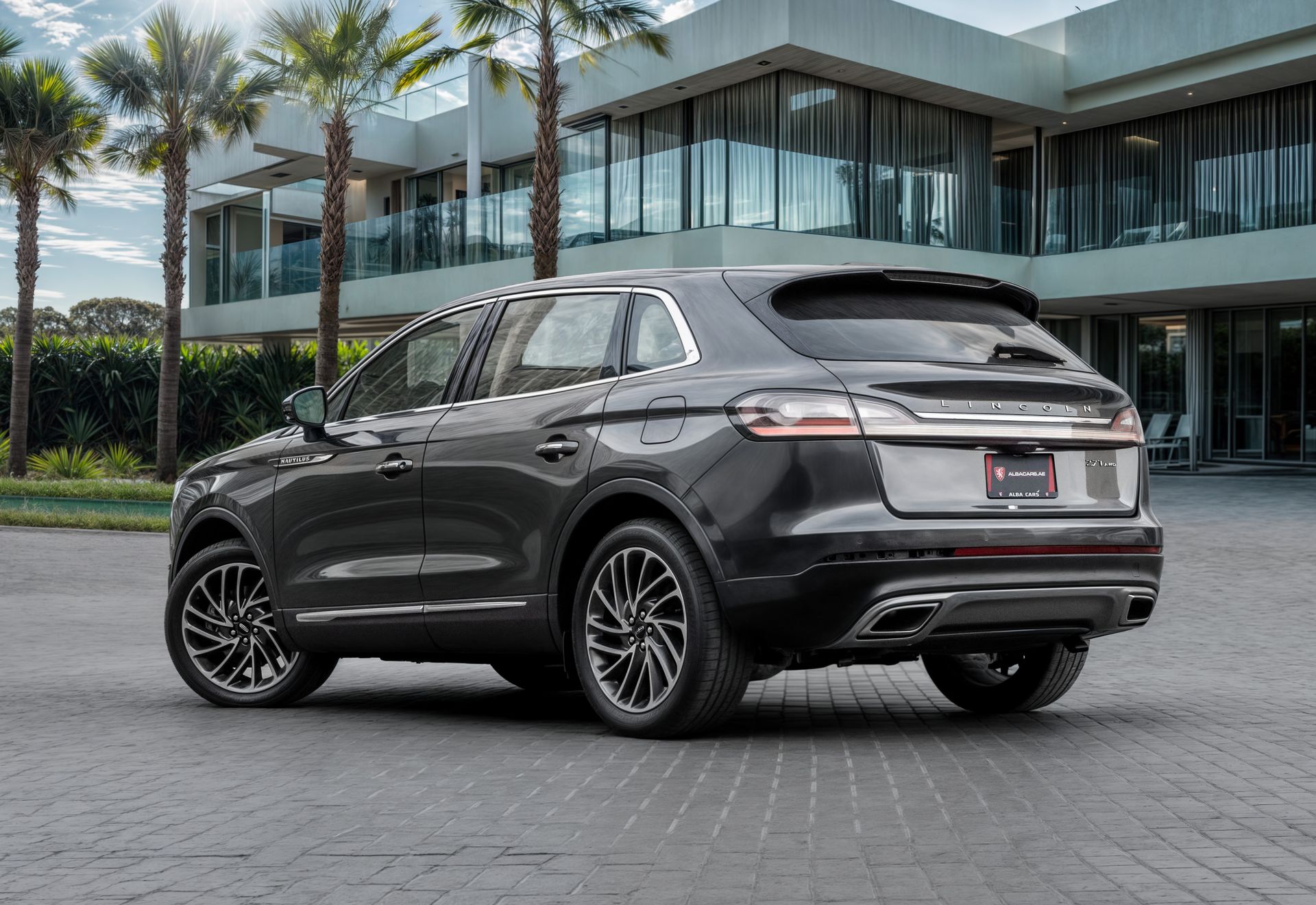 2020 Lincoln Nautilus photo 3