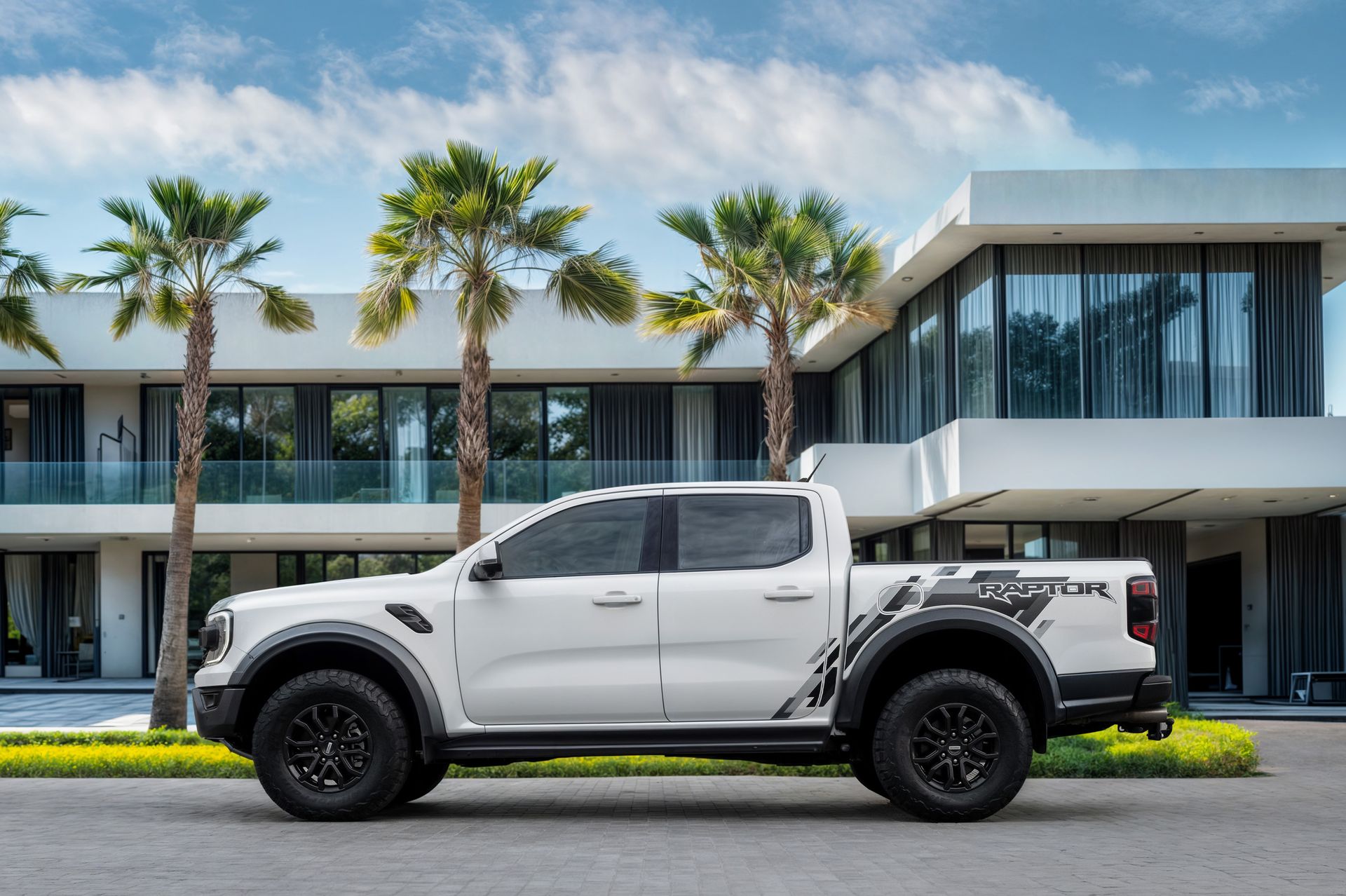 2025 Ford Ranger photo 2