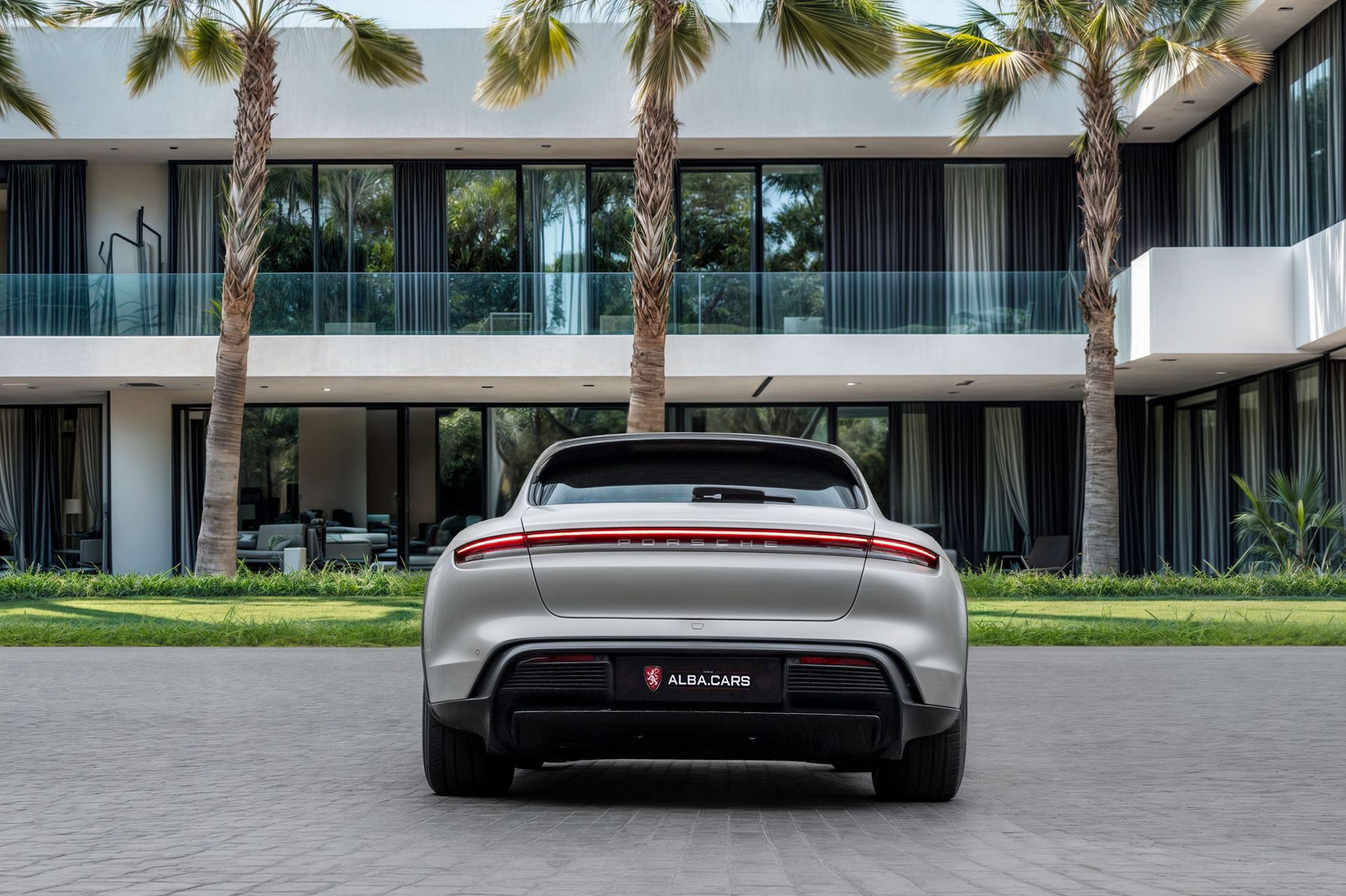 2021 Porsche Taycan photo 5