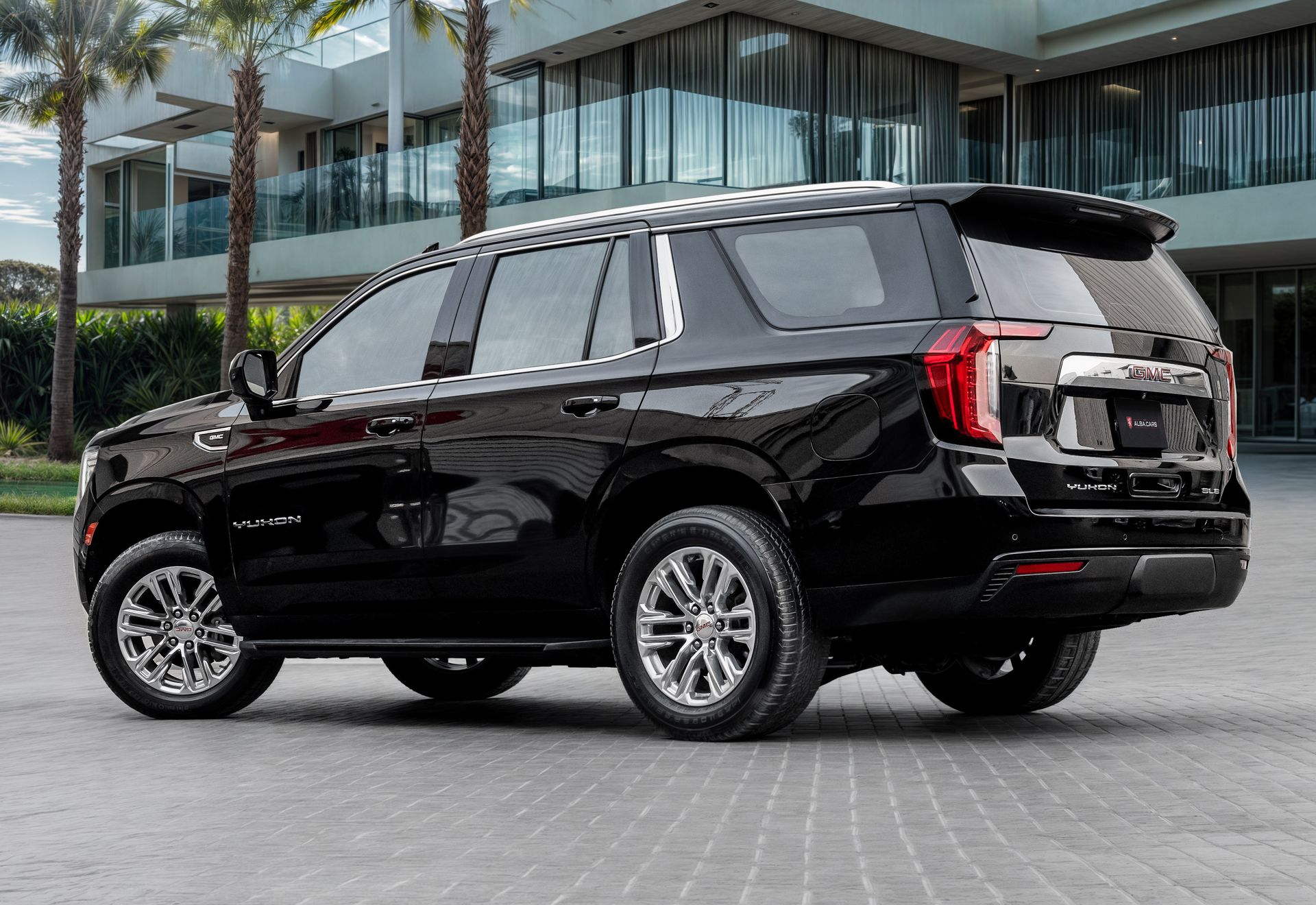 2021 GMC Yukon photo 2