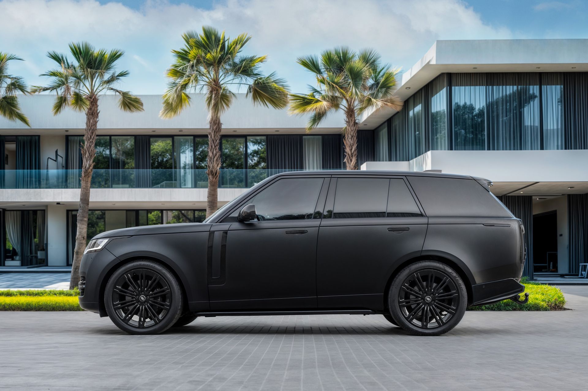 2022 Land Rover Range Rover Autobiography photo 2