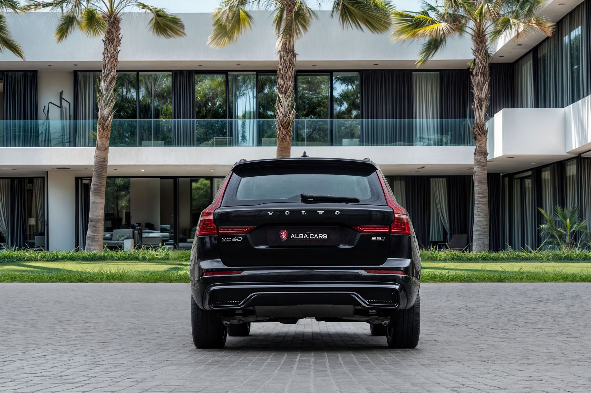 2024 Volvo XC60 photo 5