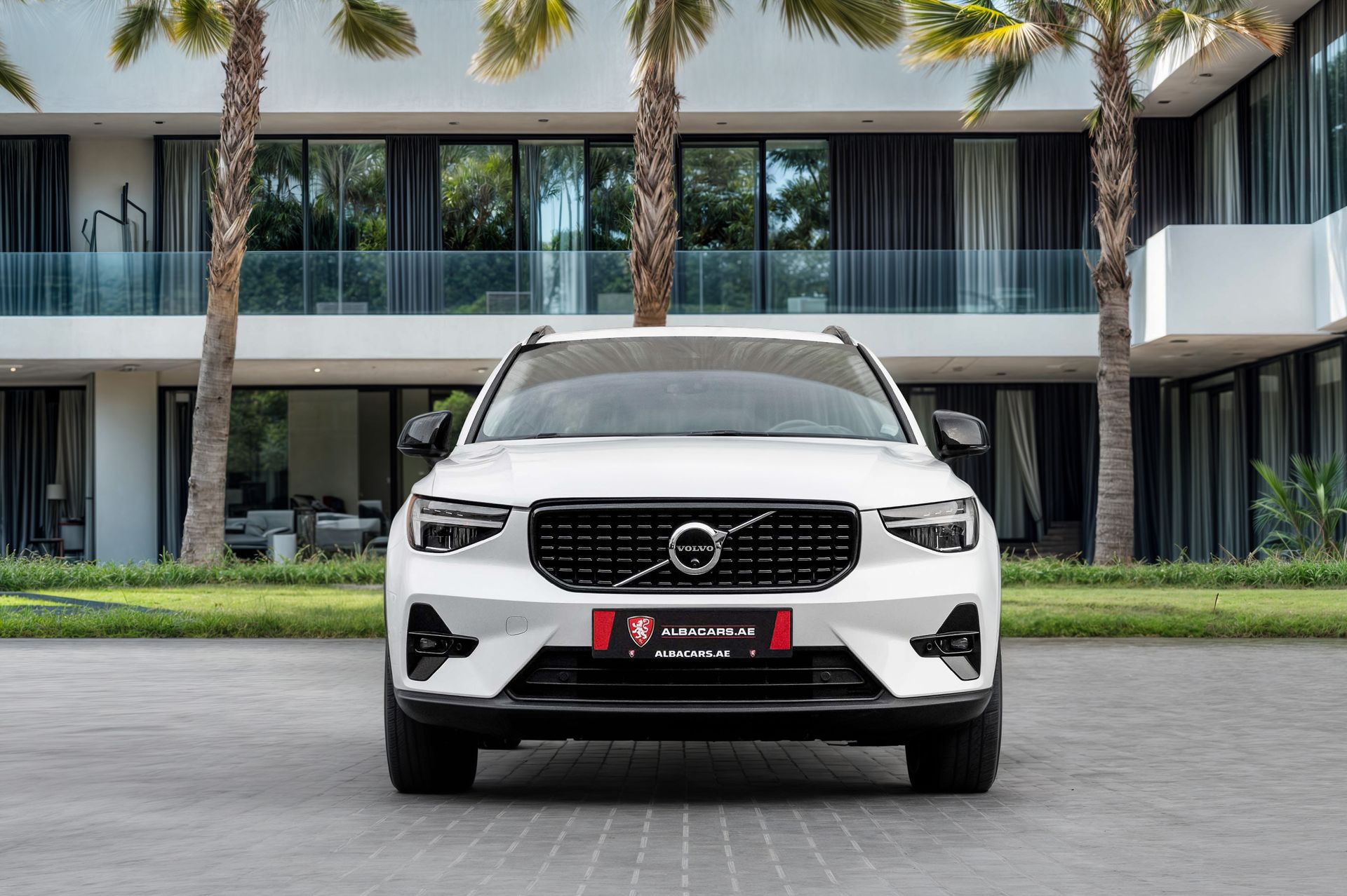 2023 Volvo XC40 photo 4