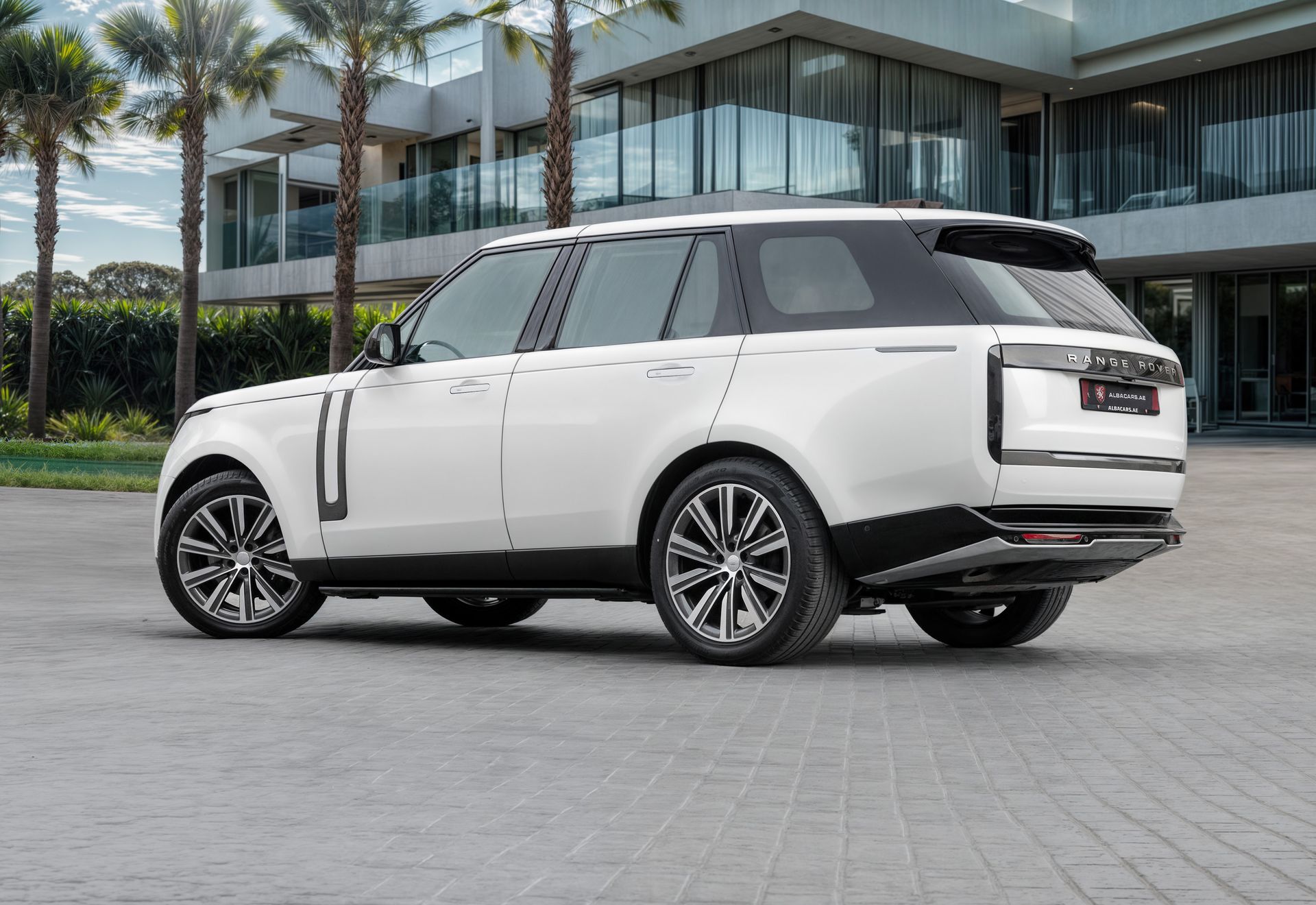 2024 Land Rover Range Rover HSE photo 3