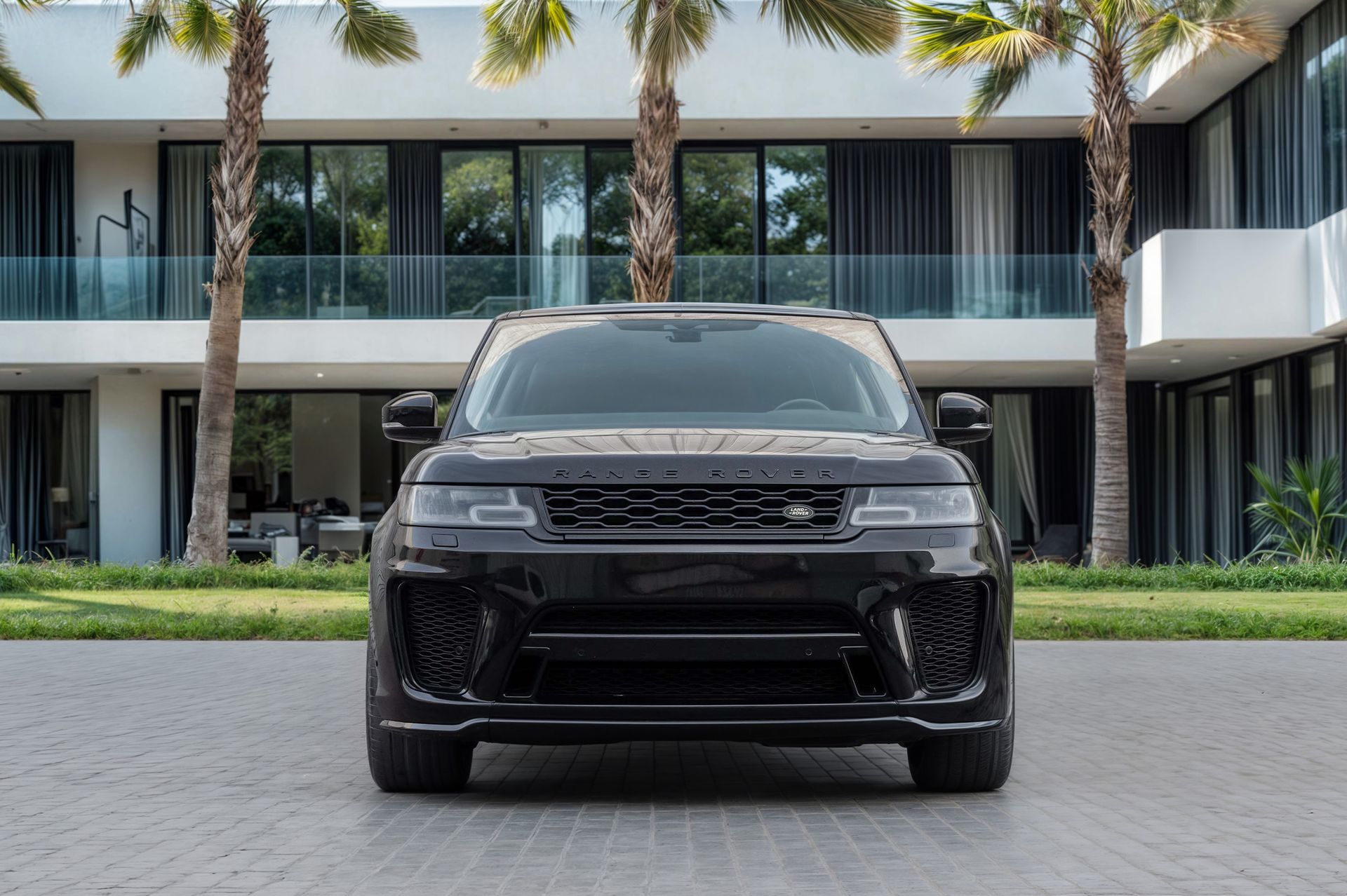2020 Land Rover Range Rover Sport photo 4