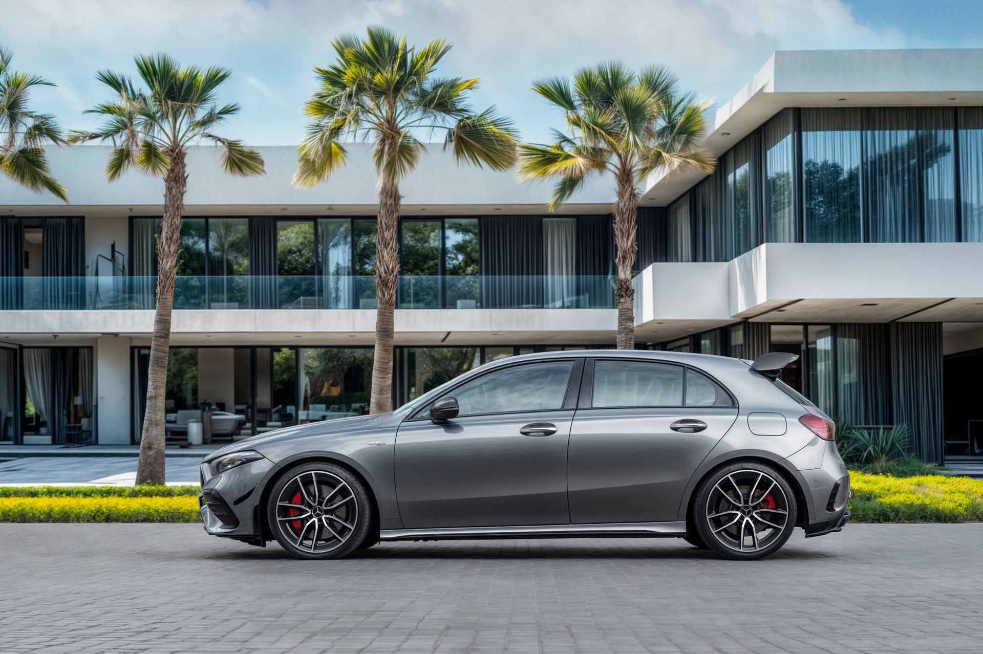2024 Mercedes-Benz A-Class photo 2
