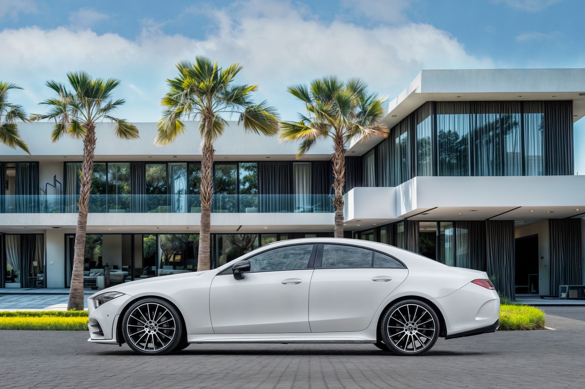 2019 Mercedes-Benz CLS photo 2
