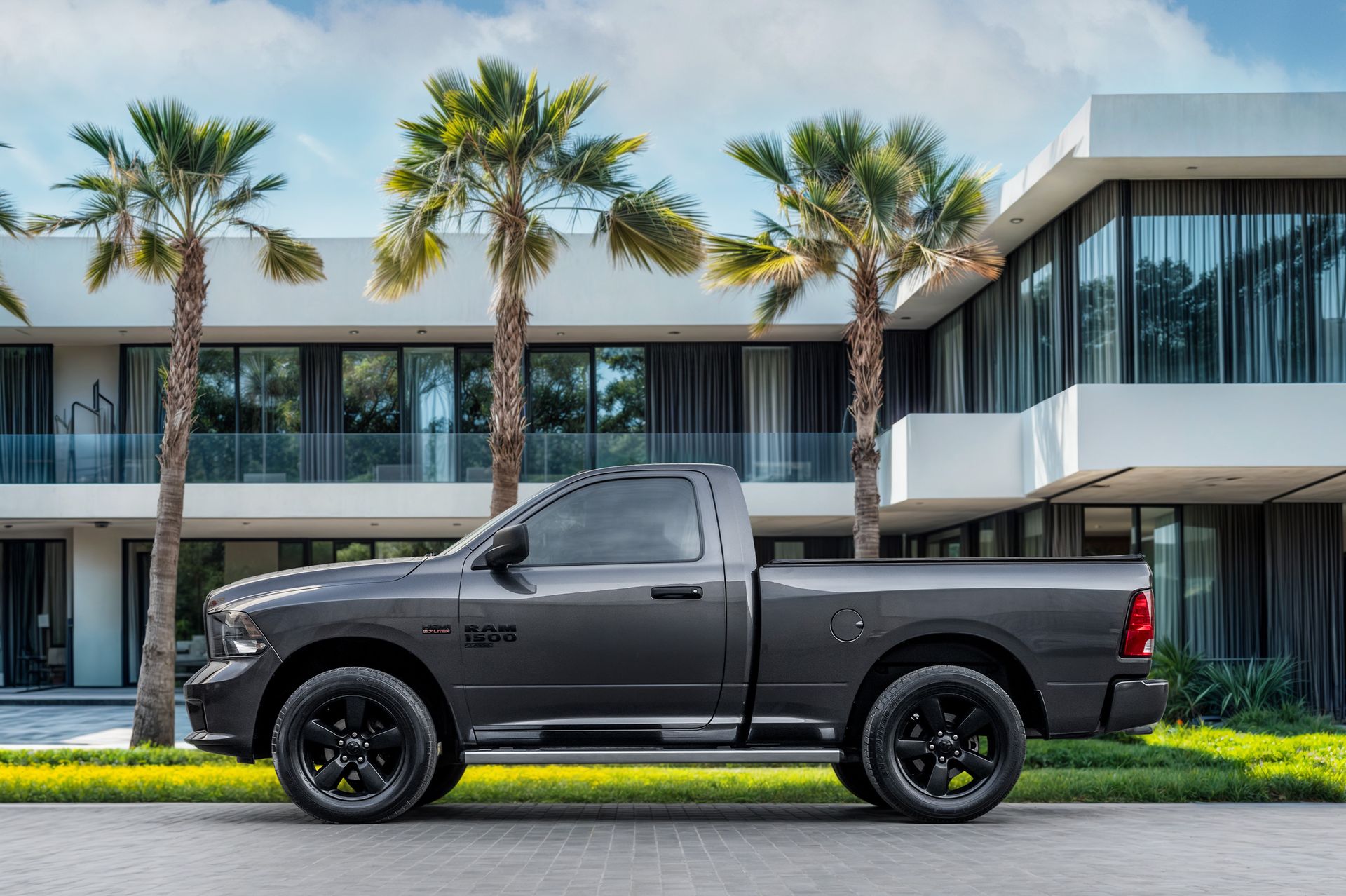 2020 Ram 1500 photo 2