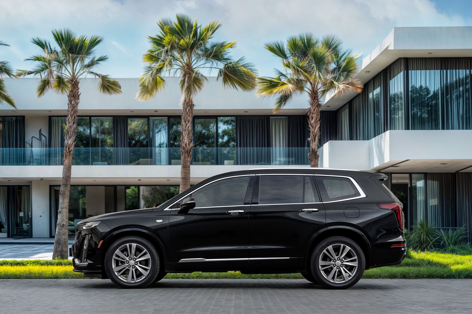 2023 Cadillac XT6 photo 2
