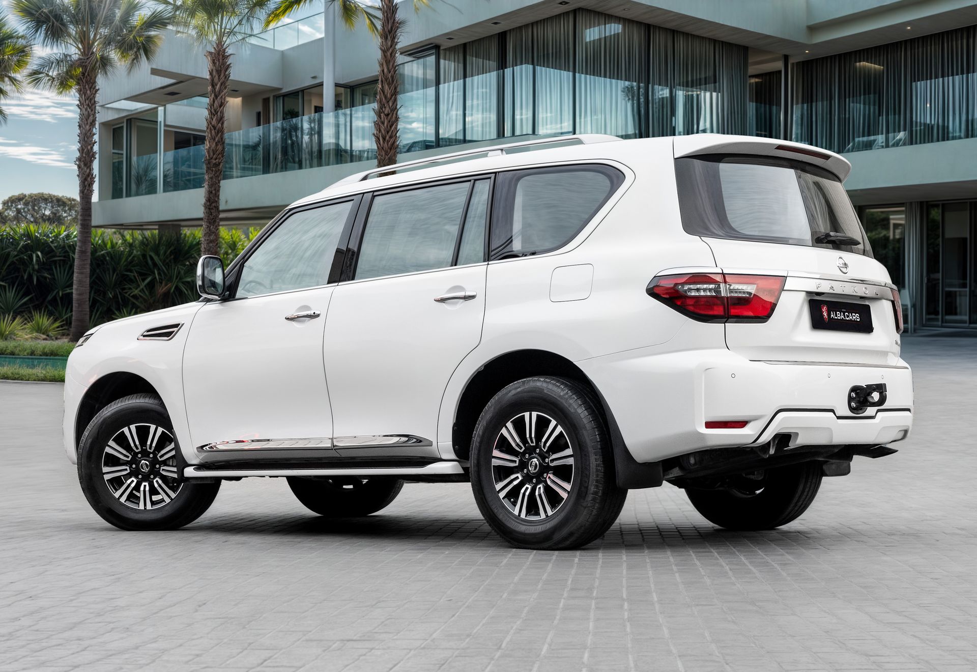 2021 Nissan Patrol photo 2