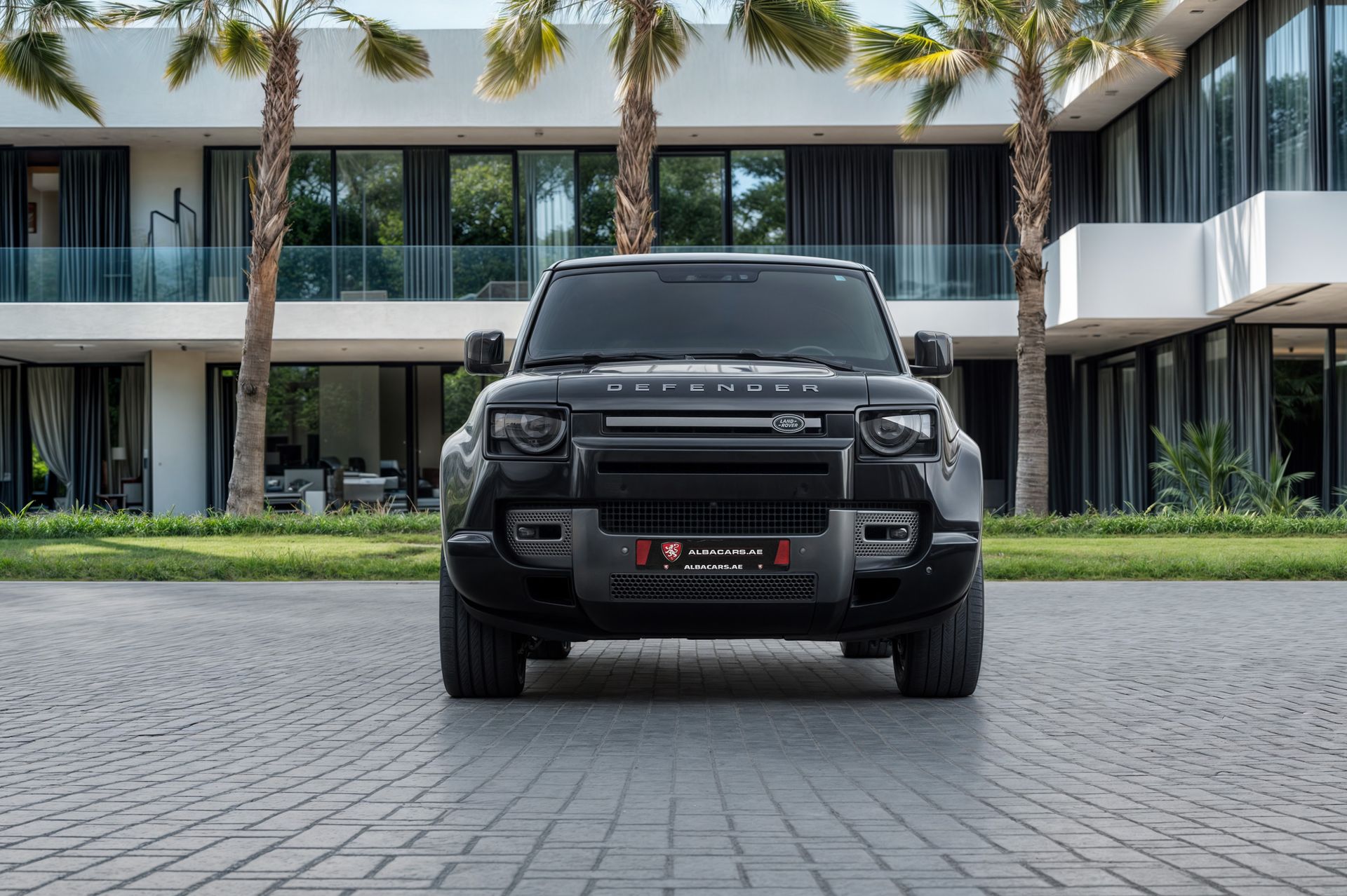 2025 Land Rover Defender photo 4