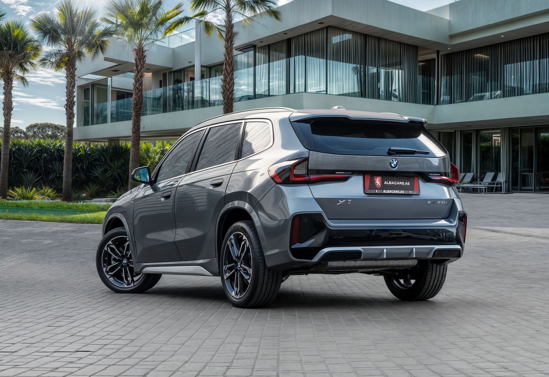 2024 BMW X1 photo 3