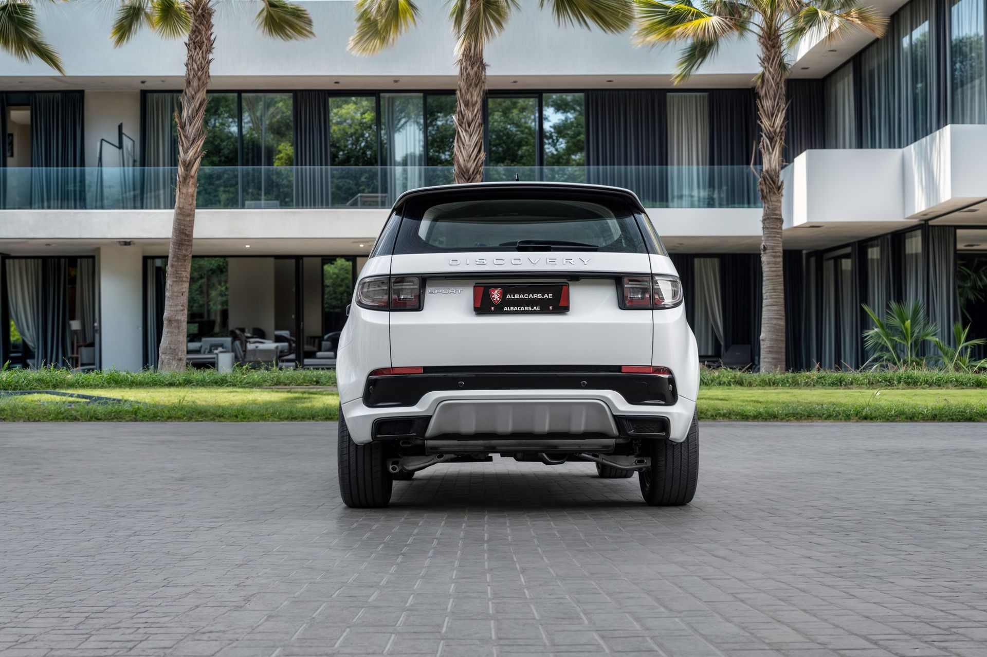 2024 Land Rover Discovery Sport photo 5