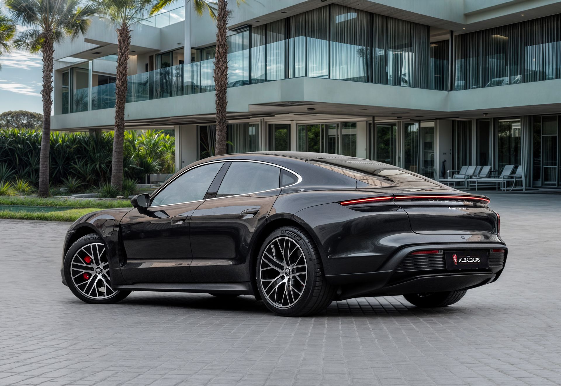 2021 Porsche Taycan photo 2