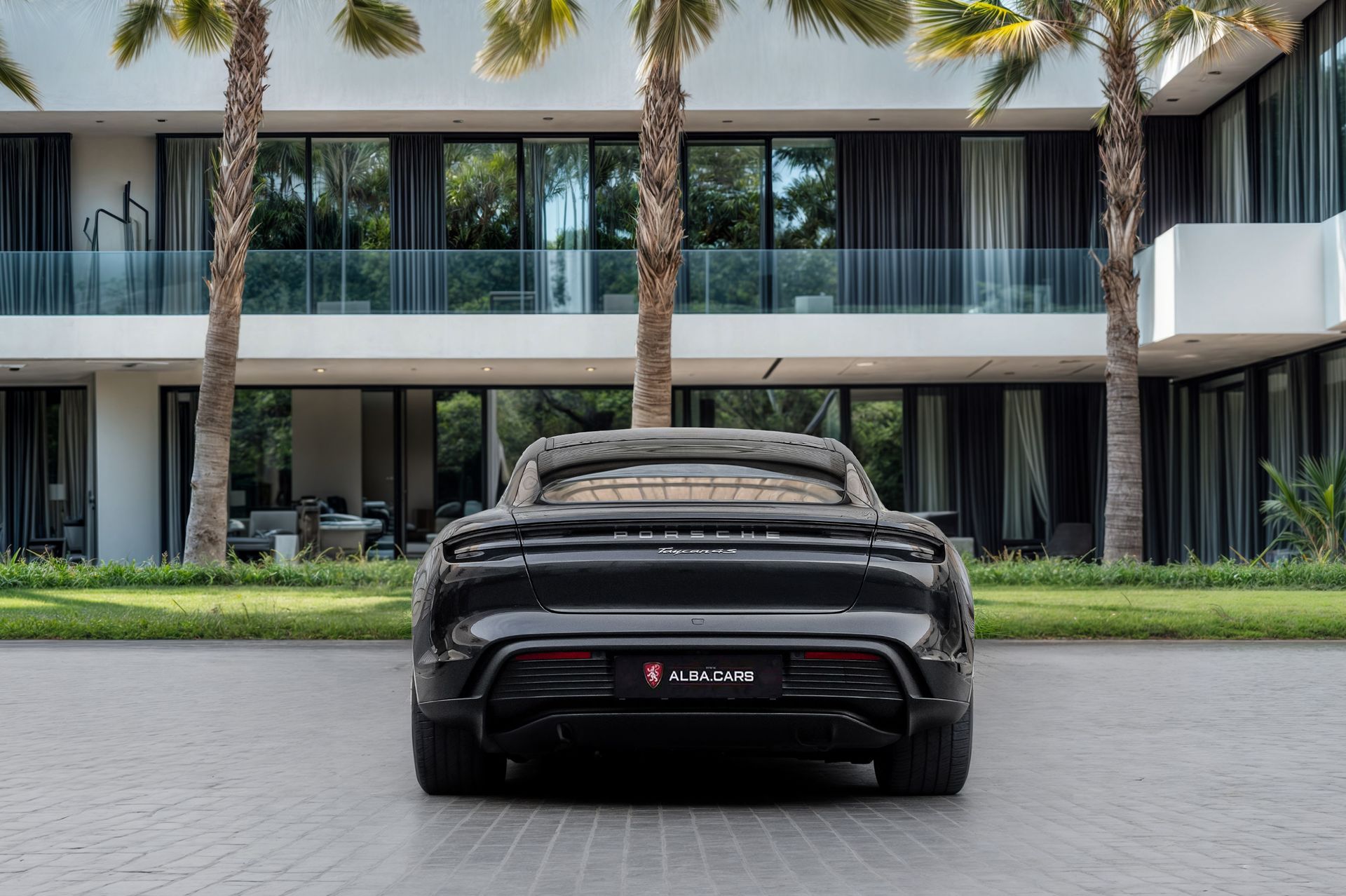 2021 Porsche Taycan photo 4