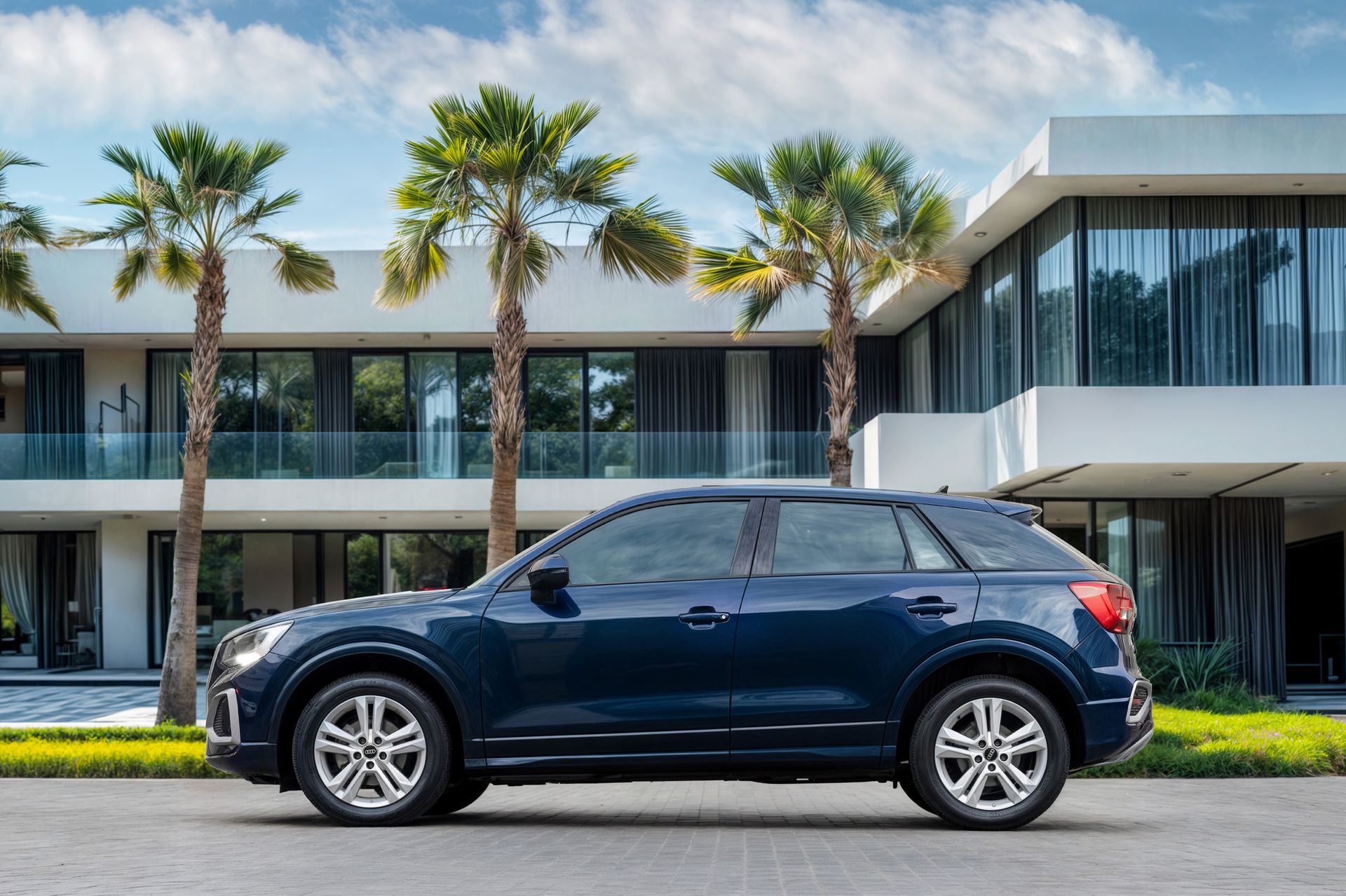 2025 Audi Q2 photo 2