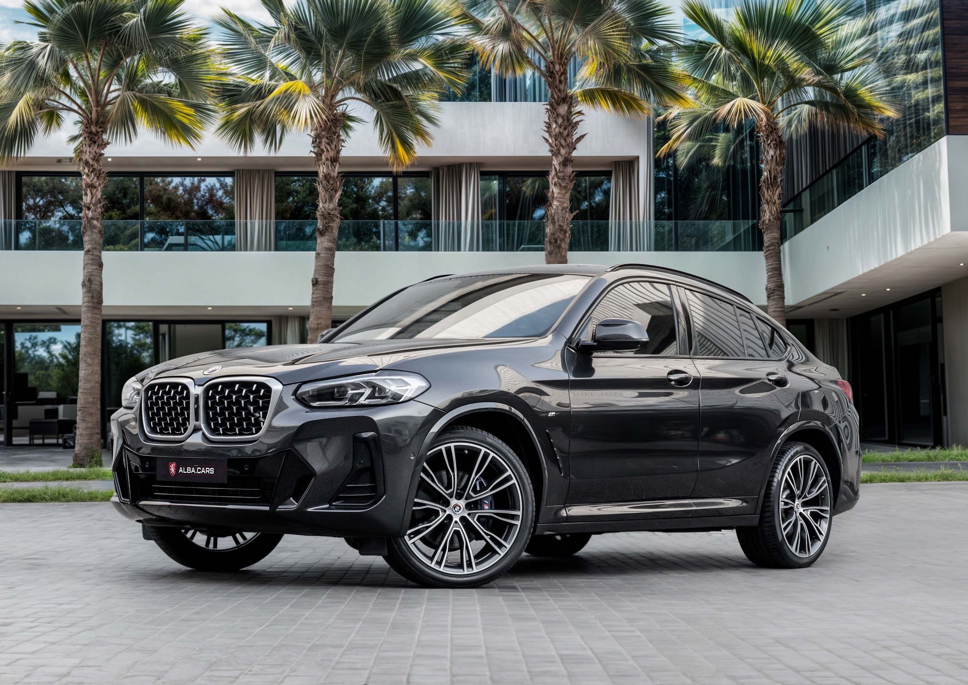 2023 BMW X4