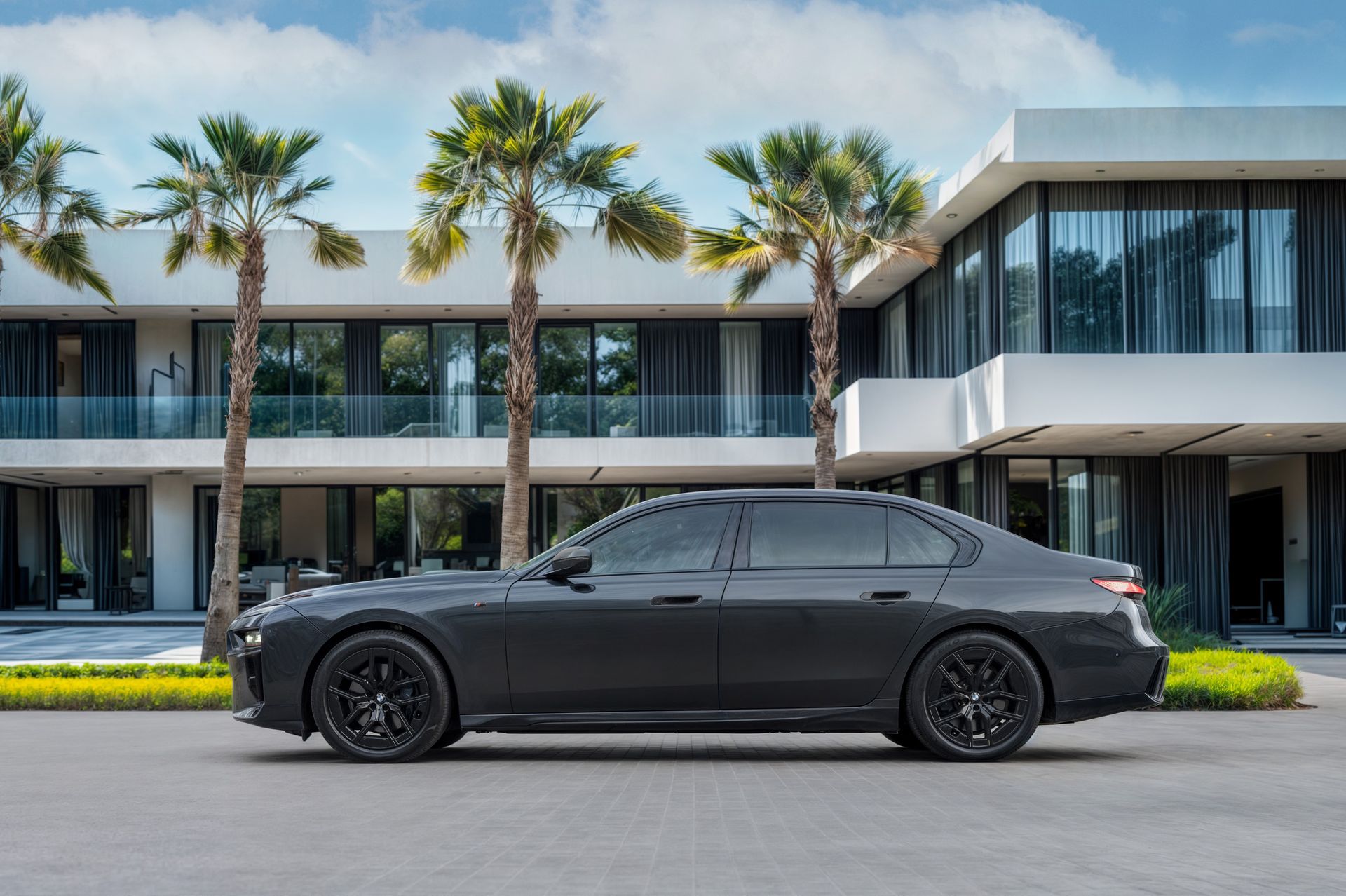 2023 BMW 7 Series photo 2