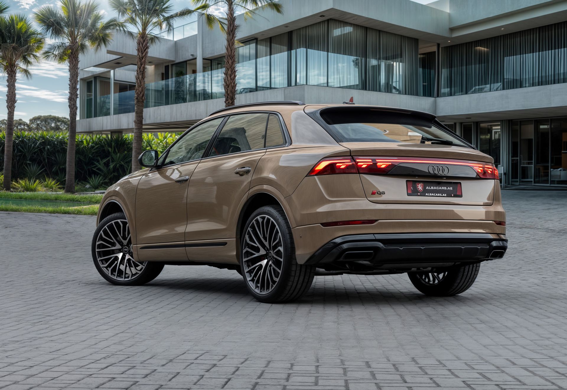 2024 Audi Q8 photo 3