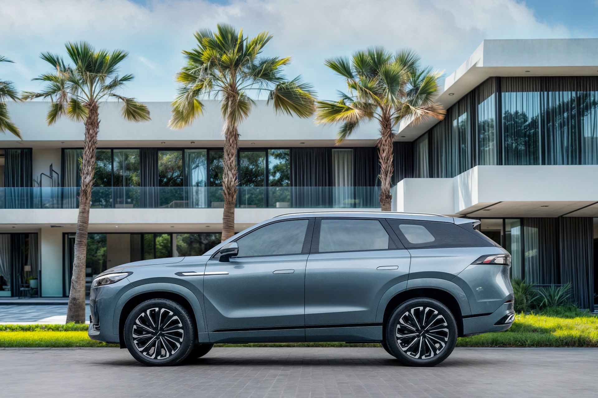 2025 Jaecoo J8 photo 2