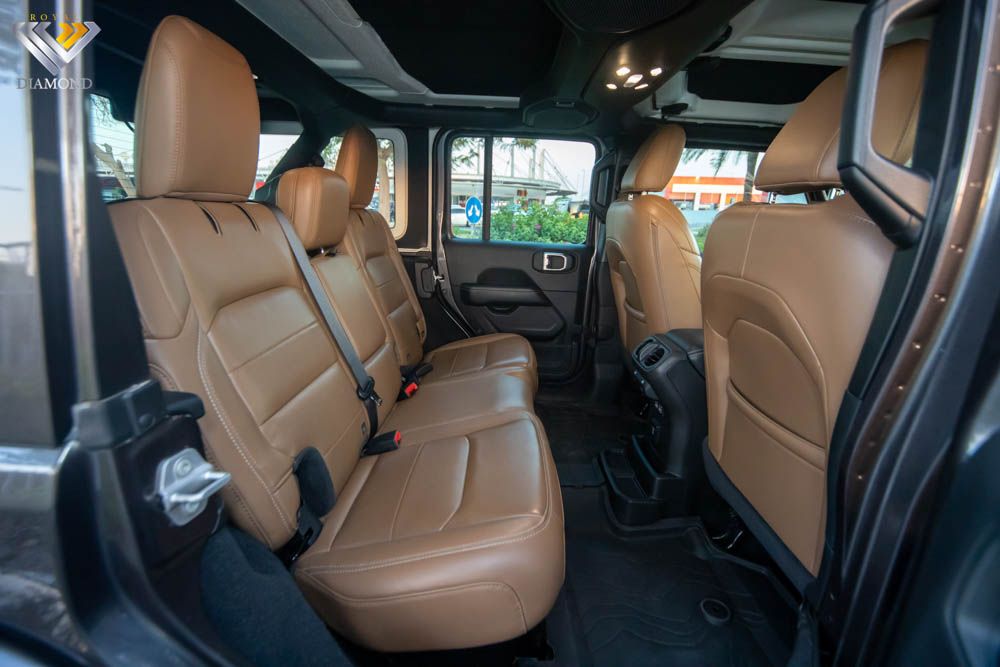 2022 Jeep Wrangler photo 4