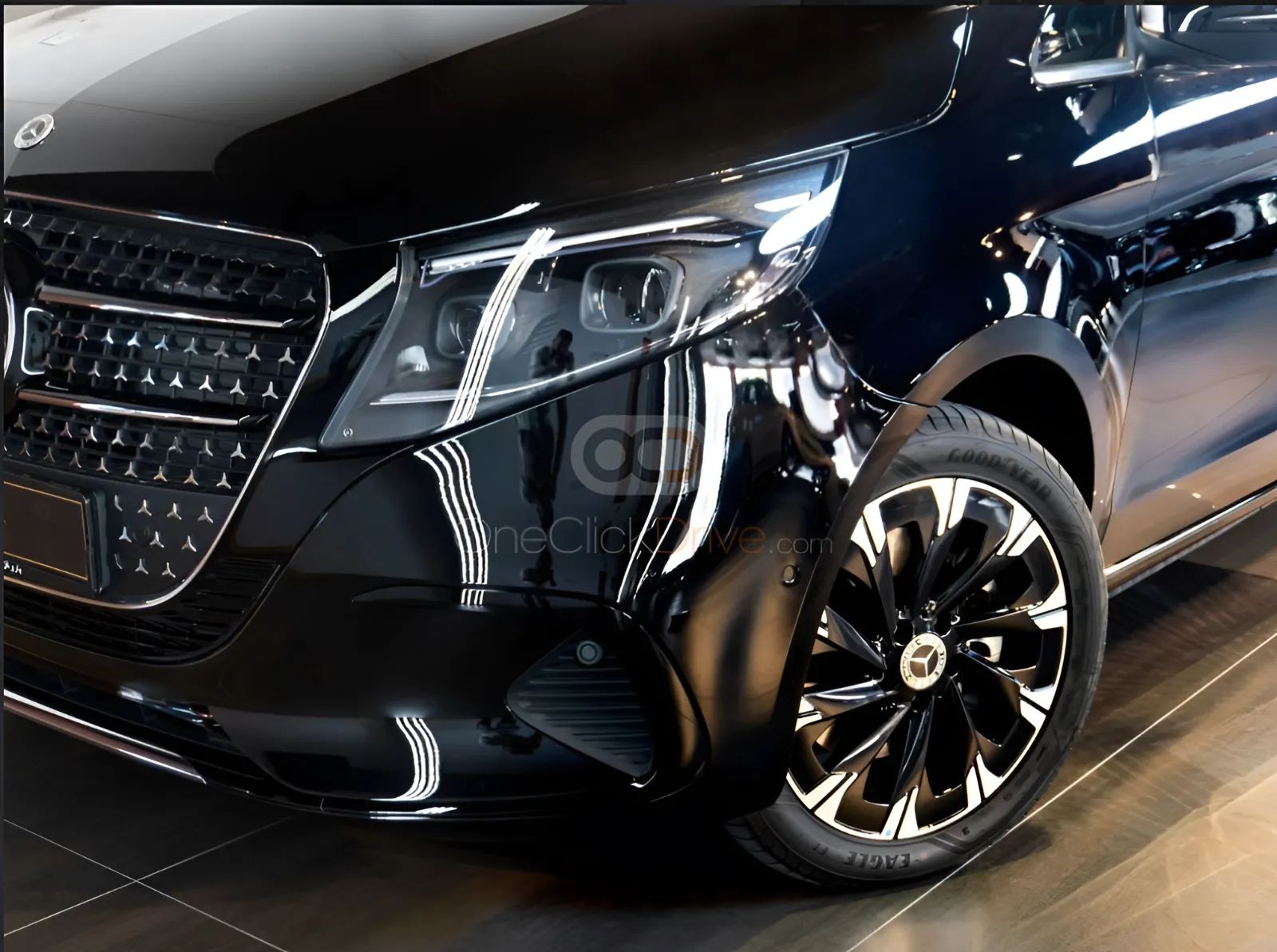 2026 Mercedes-Benz V-Class photo 3