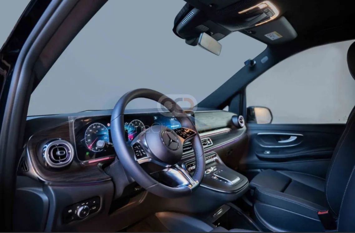 2026 Mercedes-Benz C-Class photo 2