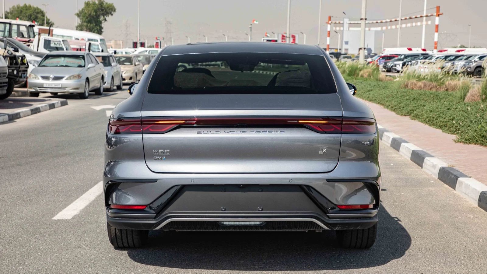 2025 BYD Han photo 5