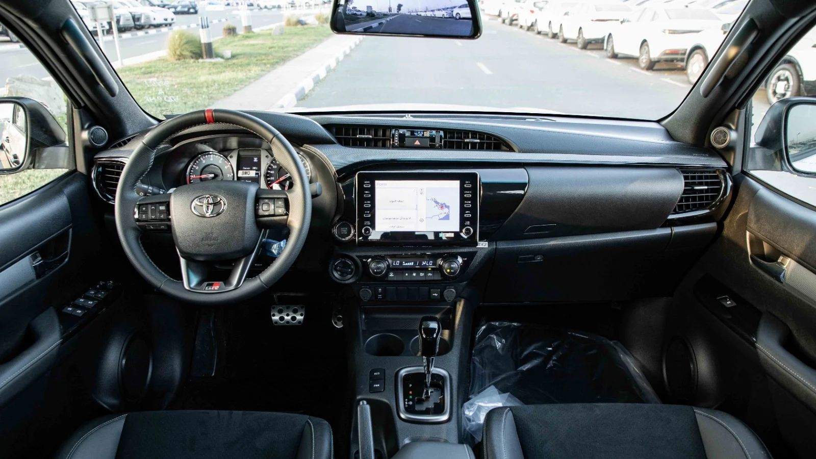 2026 Toyota Hilux photo 3