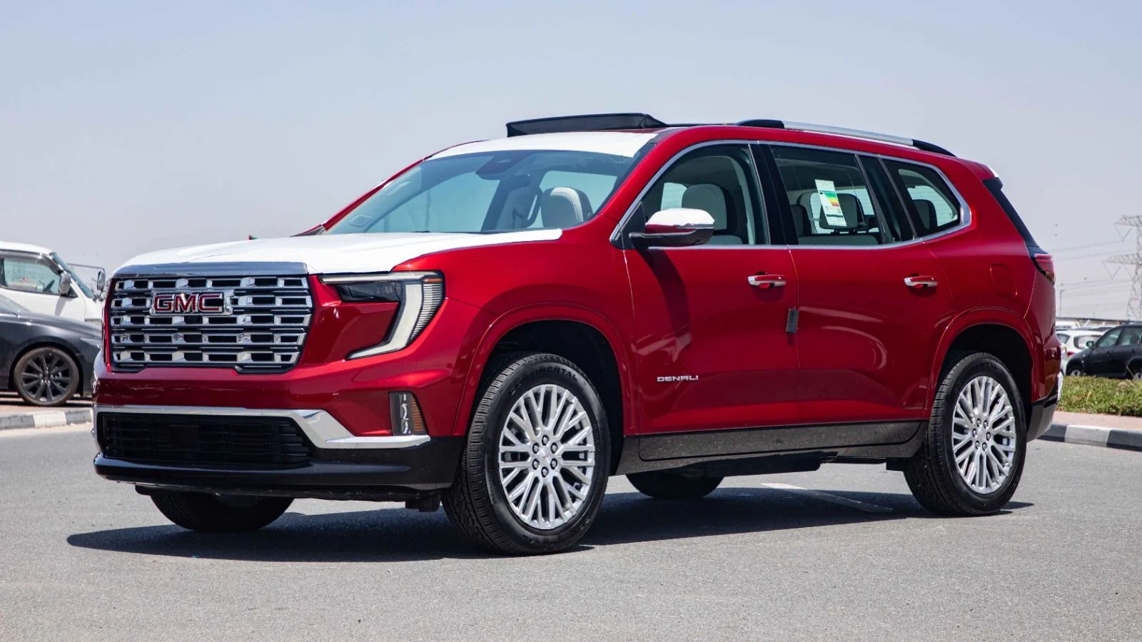 2024 GMC Acadia Denali photo 2