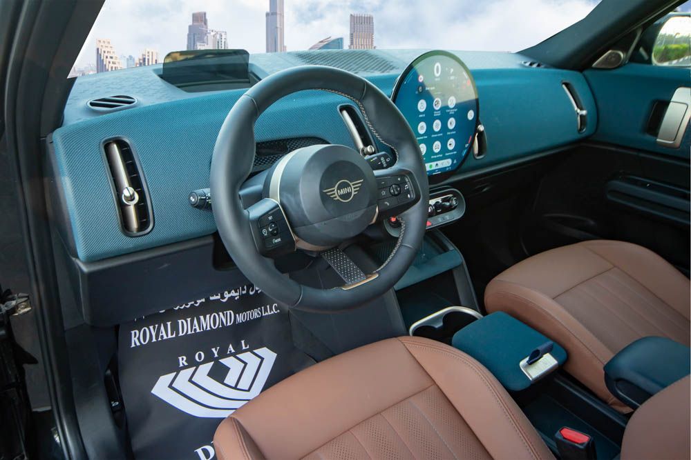 2025 MINI Cooper photo 4