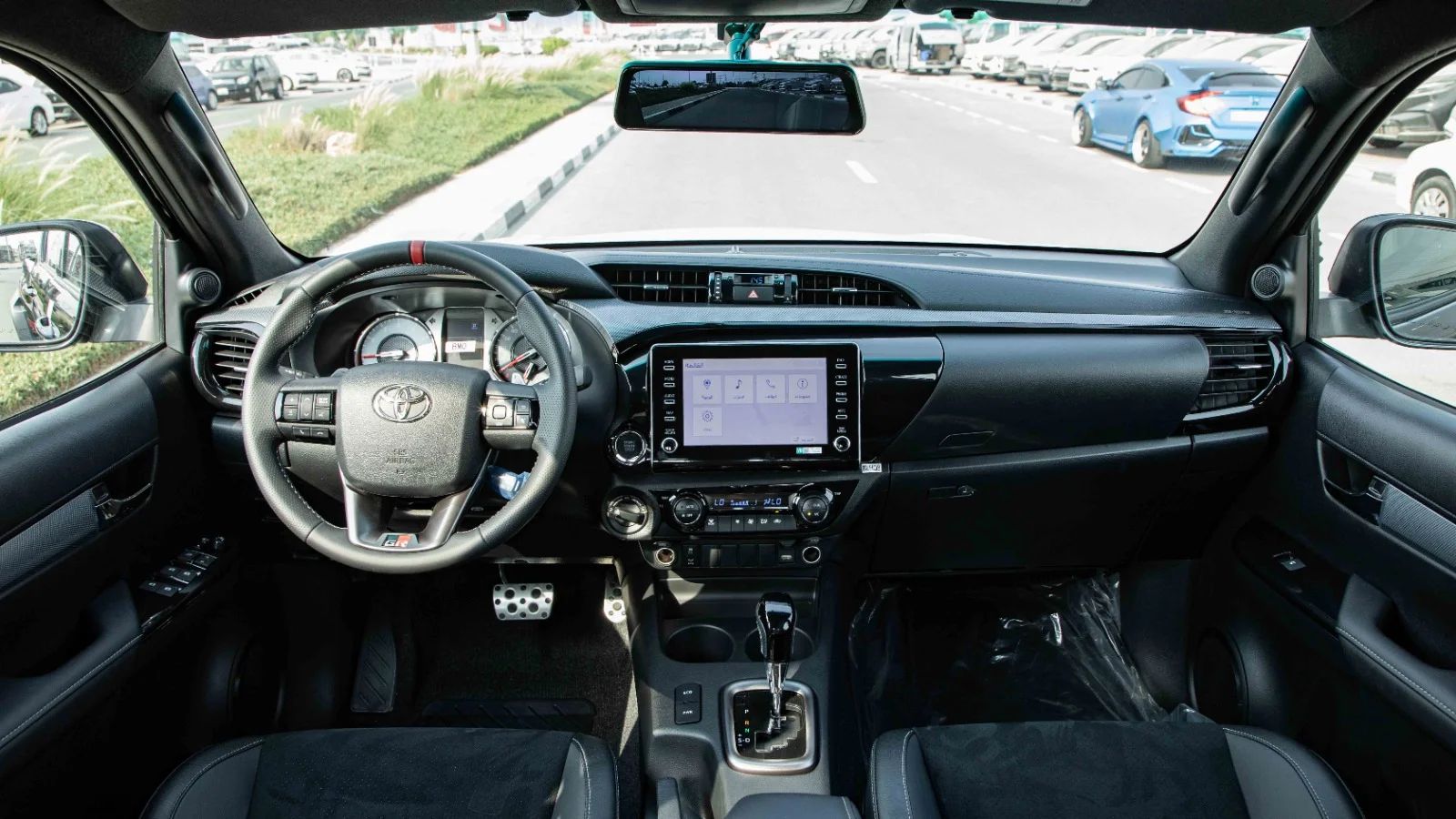 2026 Toyota Hilux photo 3