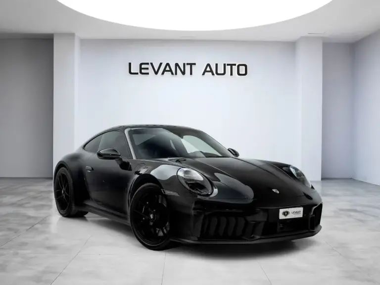 2025 Porsche 911